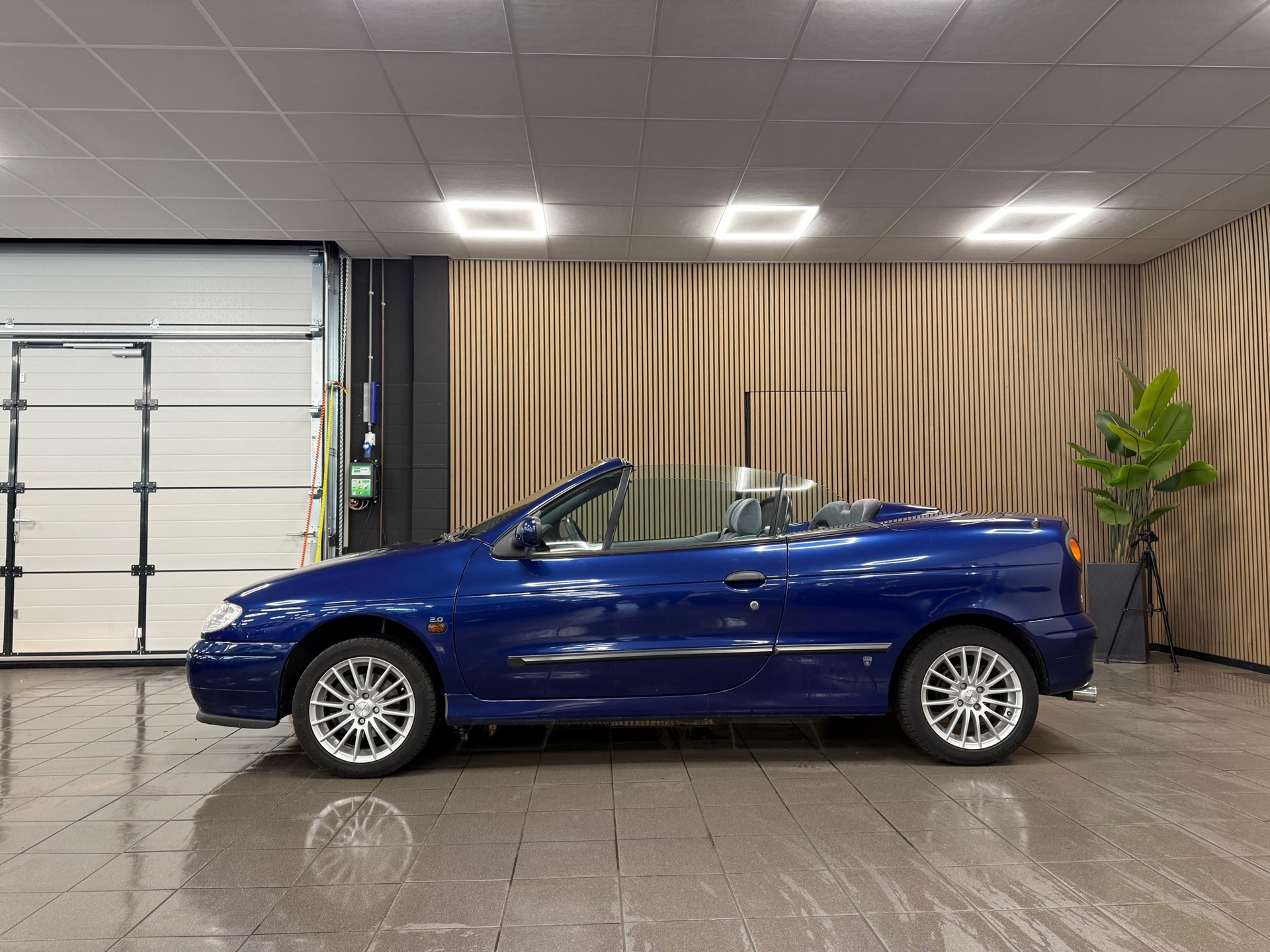 https://www.autokooy.nl//xml/images/53263145-2.JPG