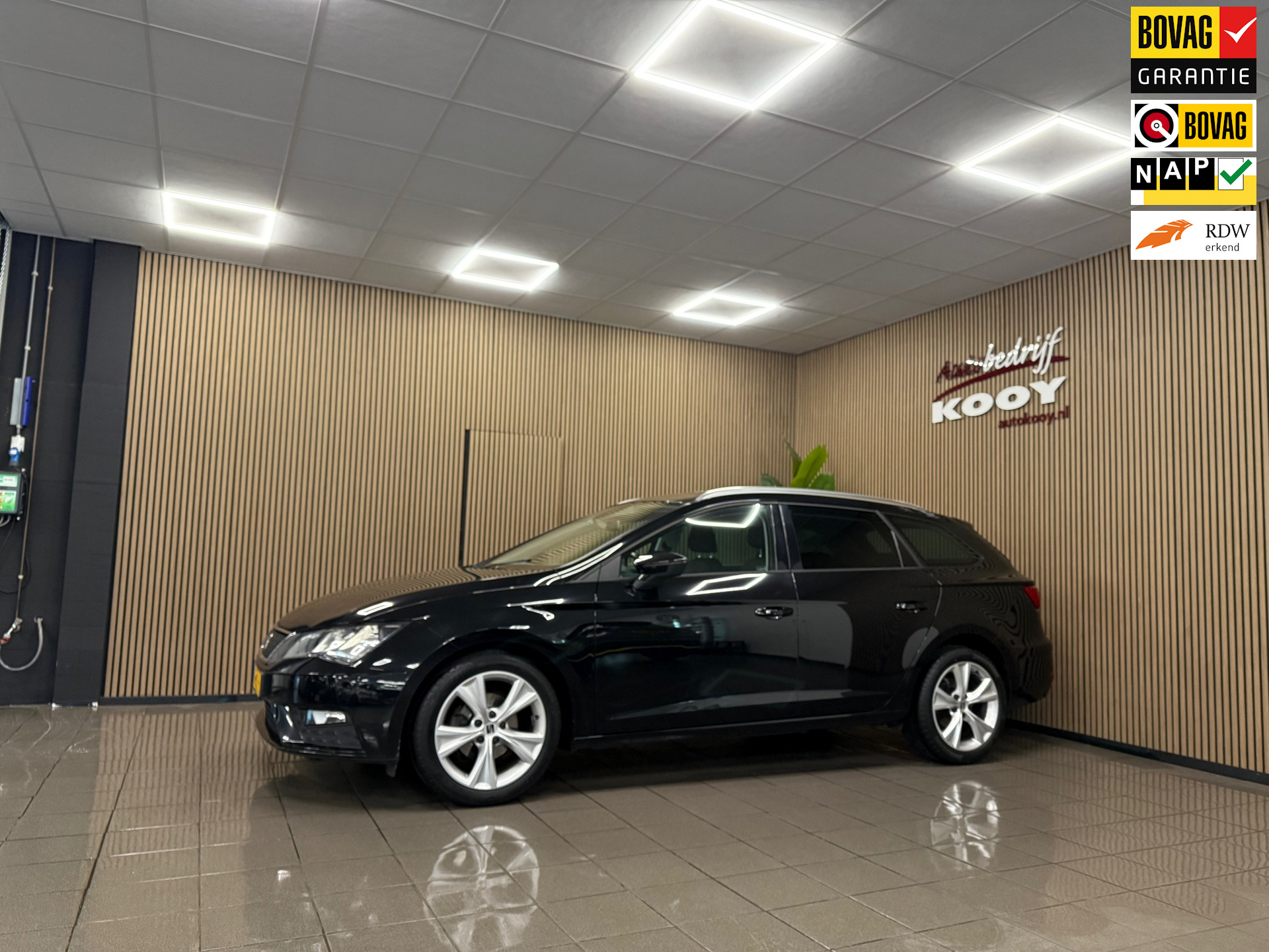 Seat Leon ST 1.0 EcoTSI Style Business Intense * Automaat / Carplay / Parkeersensoren / NL Auto *