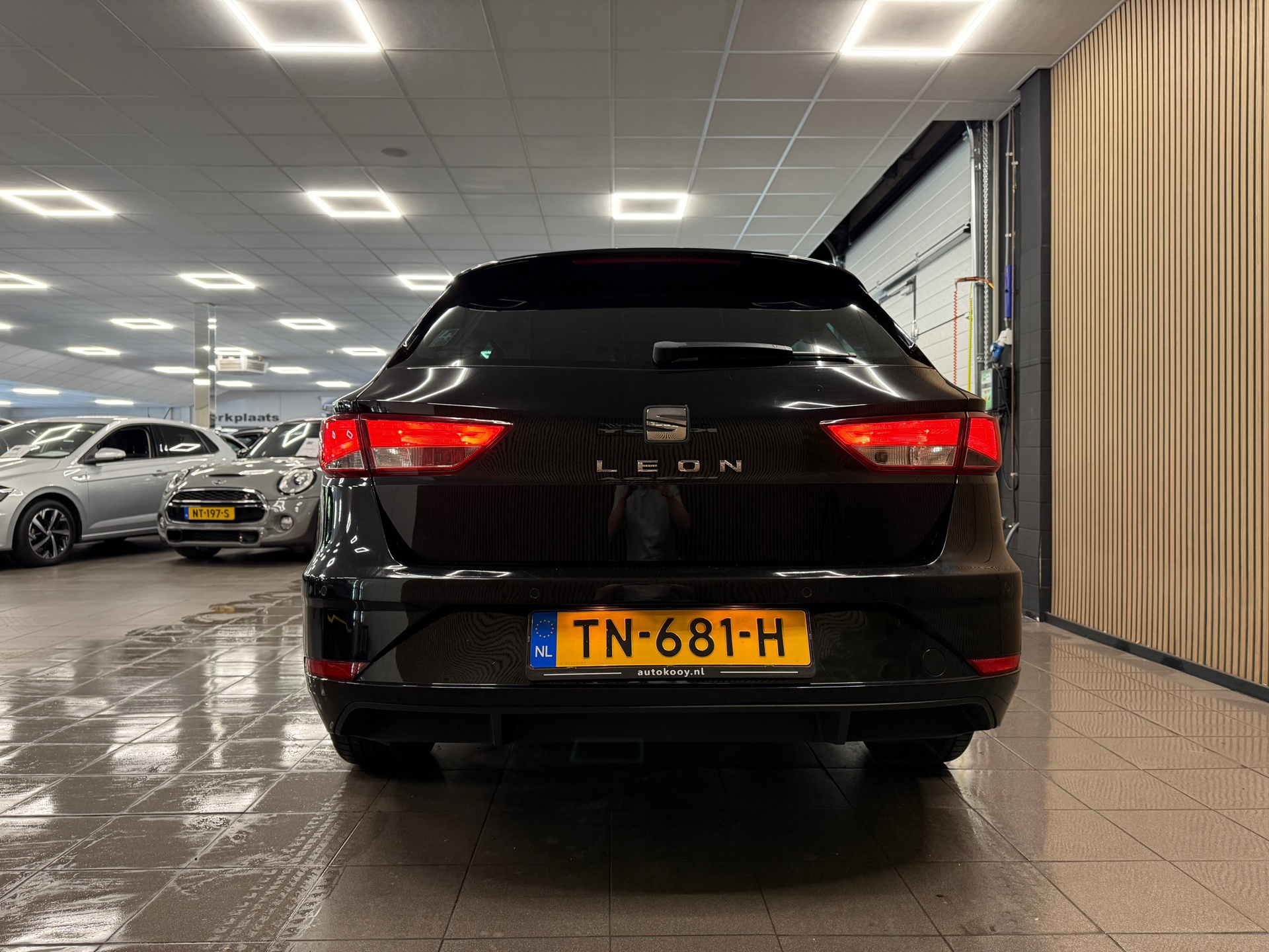 https://www.autokooy.nl//xml/images/53293343-4.JPG