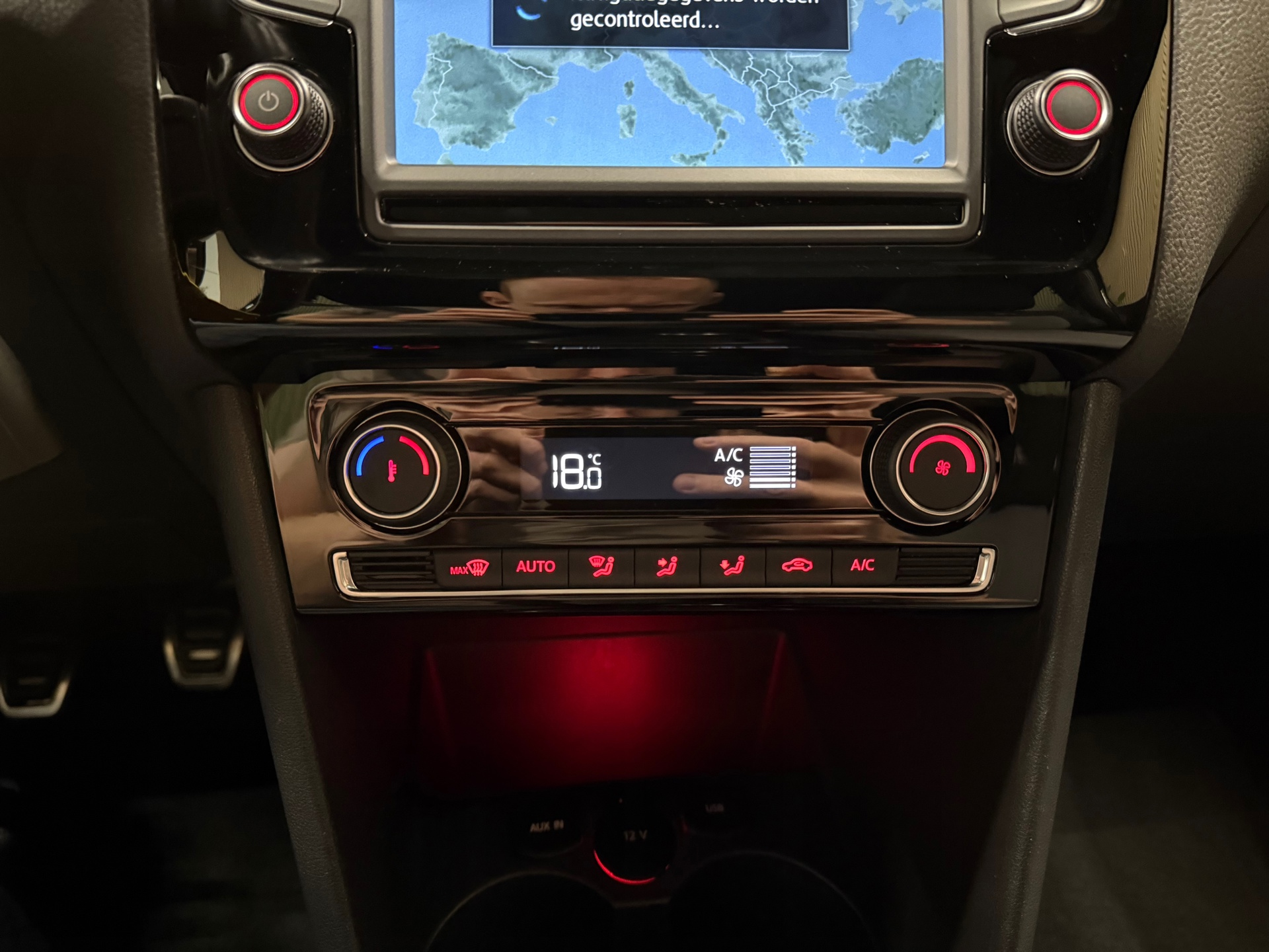 https://www.autokooy.nl//xml/images/53329622-18.JPG