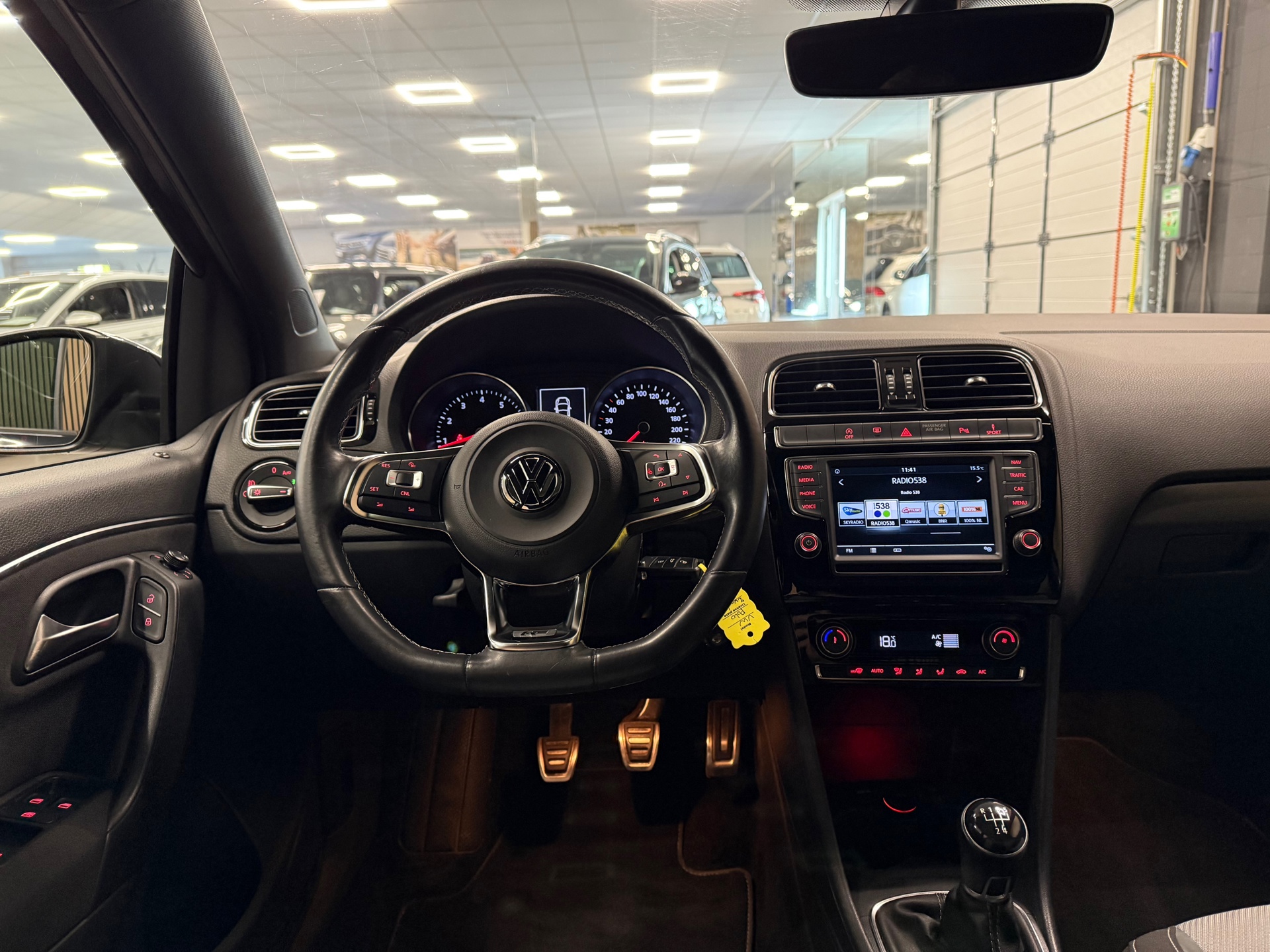 https://www.autokooy.nl//xml/images/53329622-20.JPG