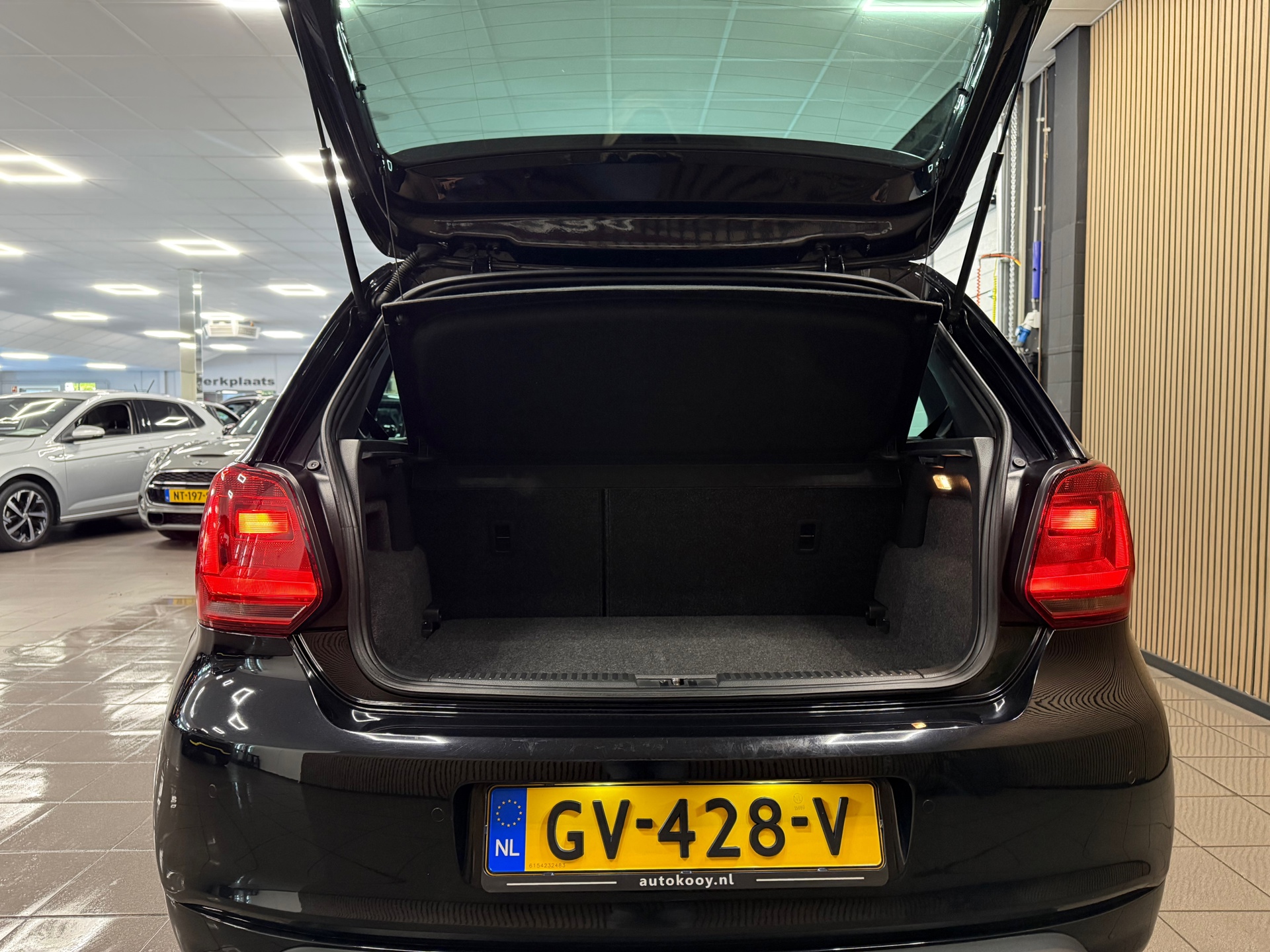 https://www.autokooy.nl//xml/images/53329622-5.JPG
