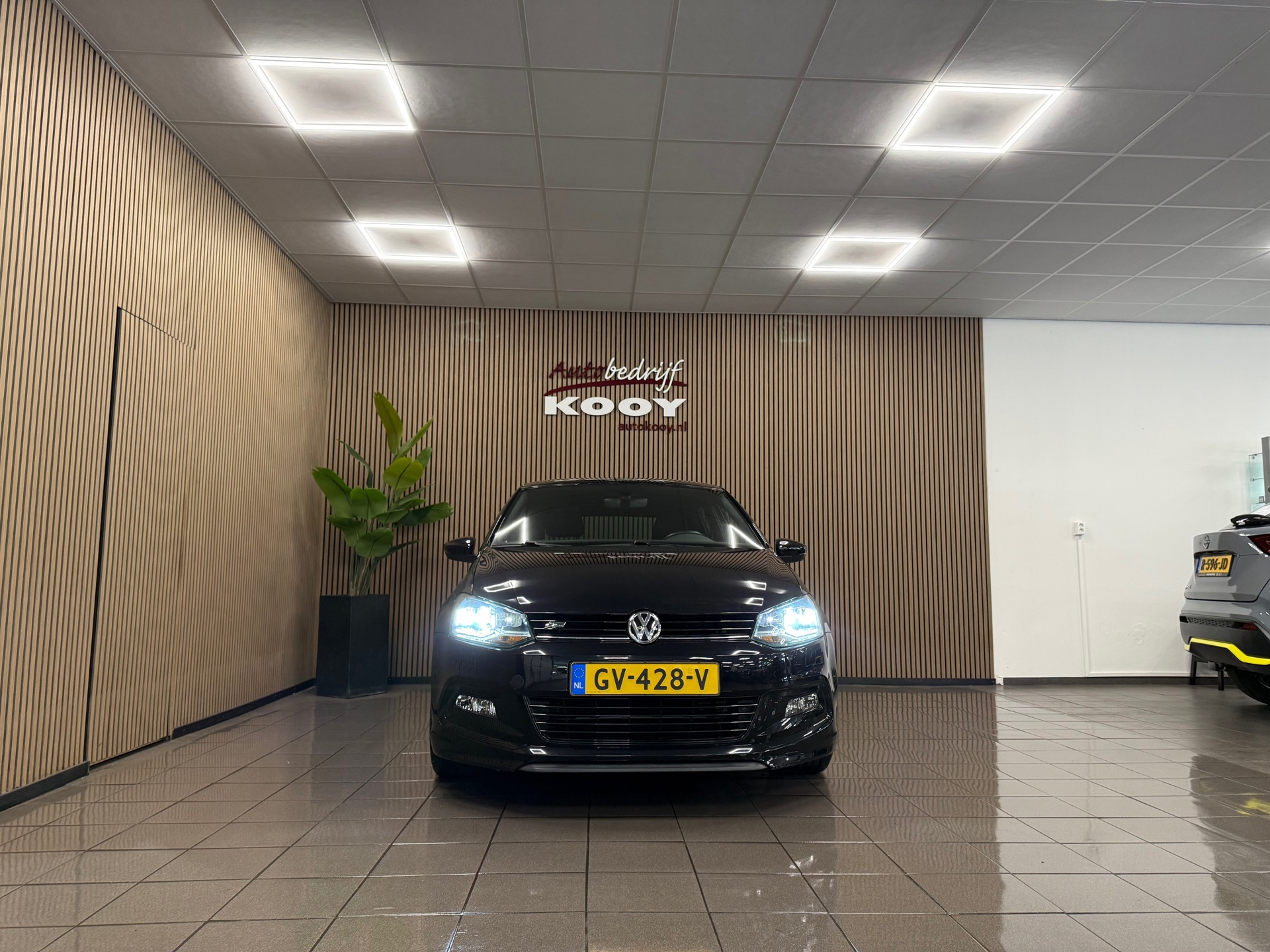 https://www.autokooy.nl//xml/images/53329622-8.JPG