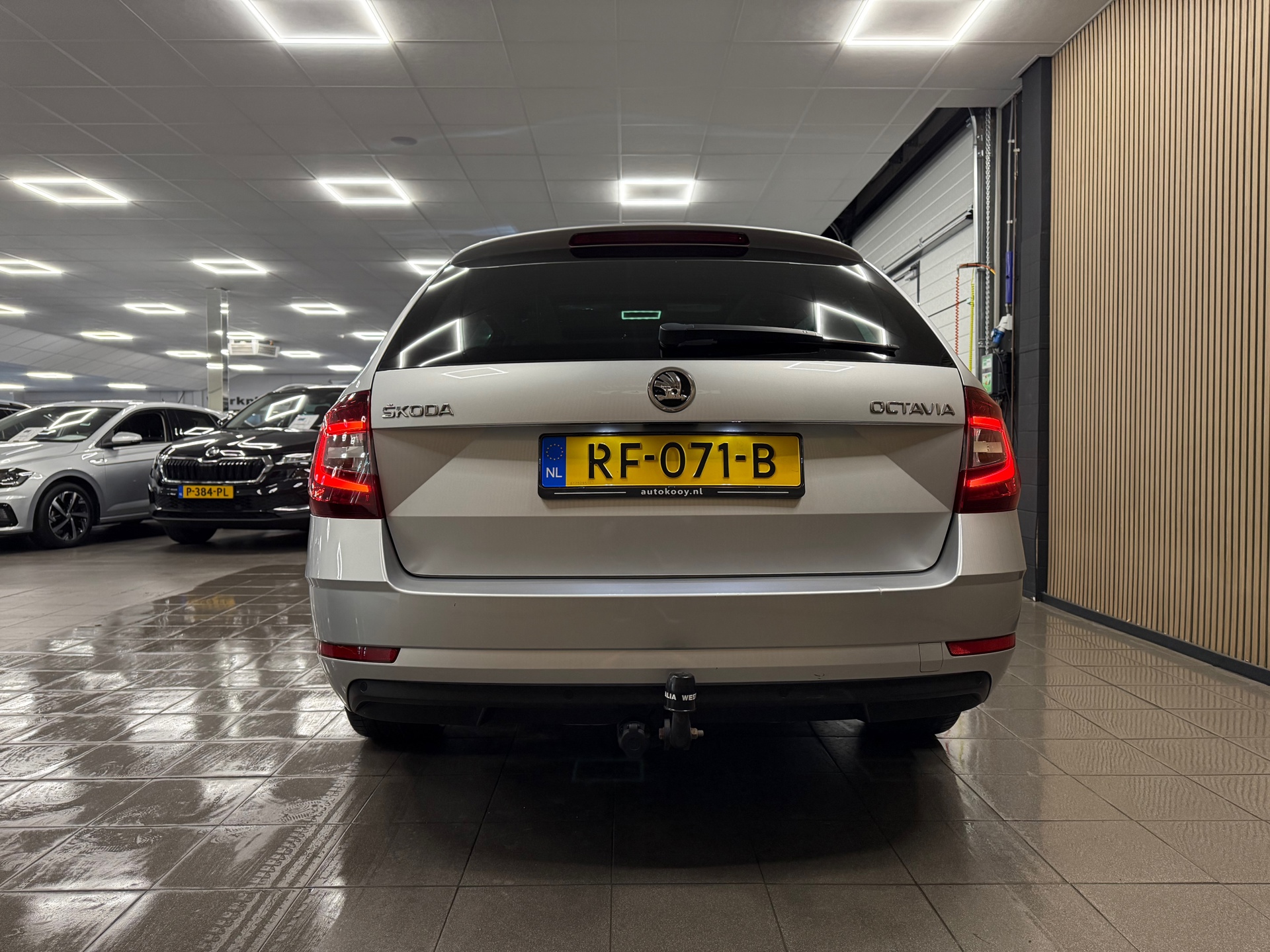 https://www.autokooy.nl//xml/images/53377603-4.JPG