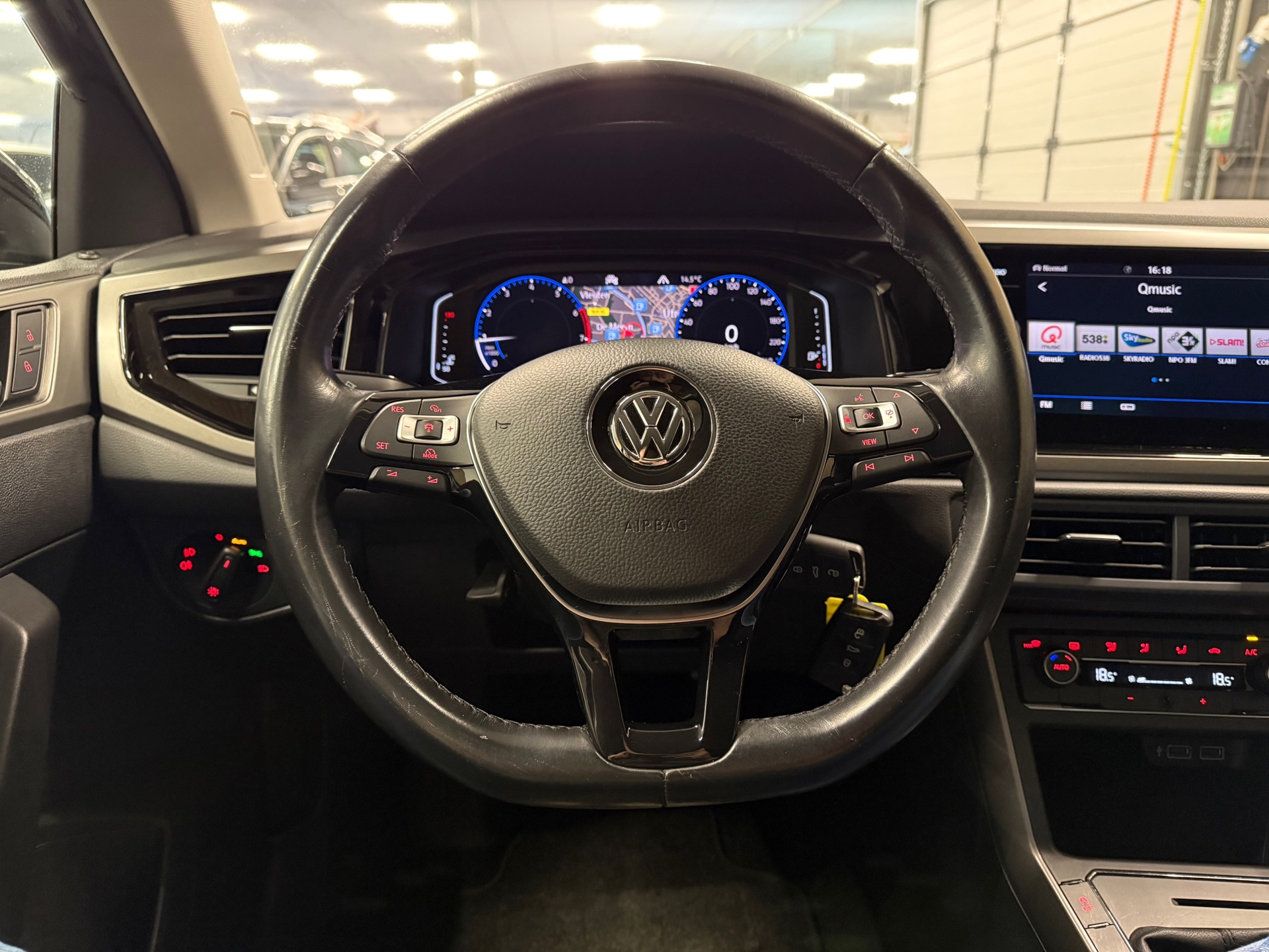 https://www.autokooy.nl//xml/images/53377756-12.JPG