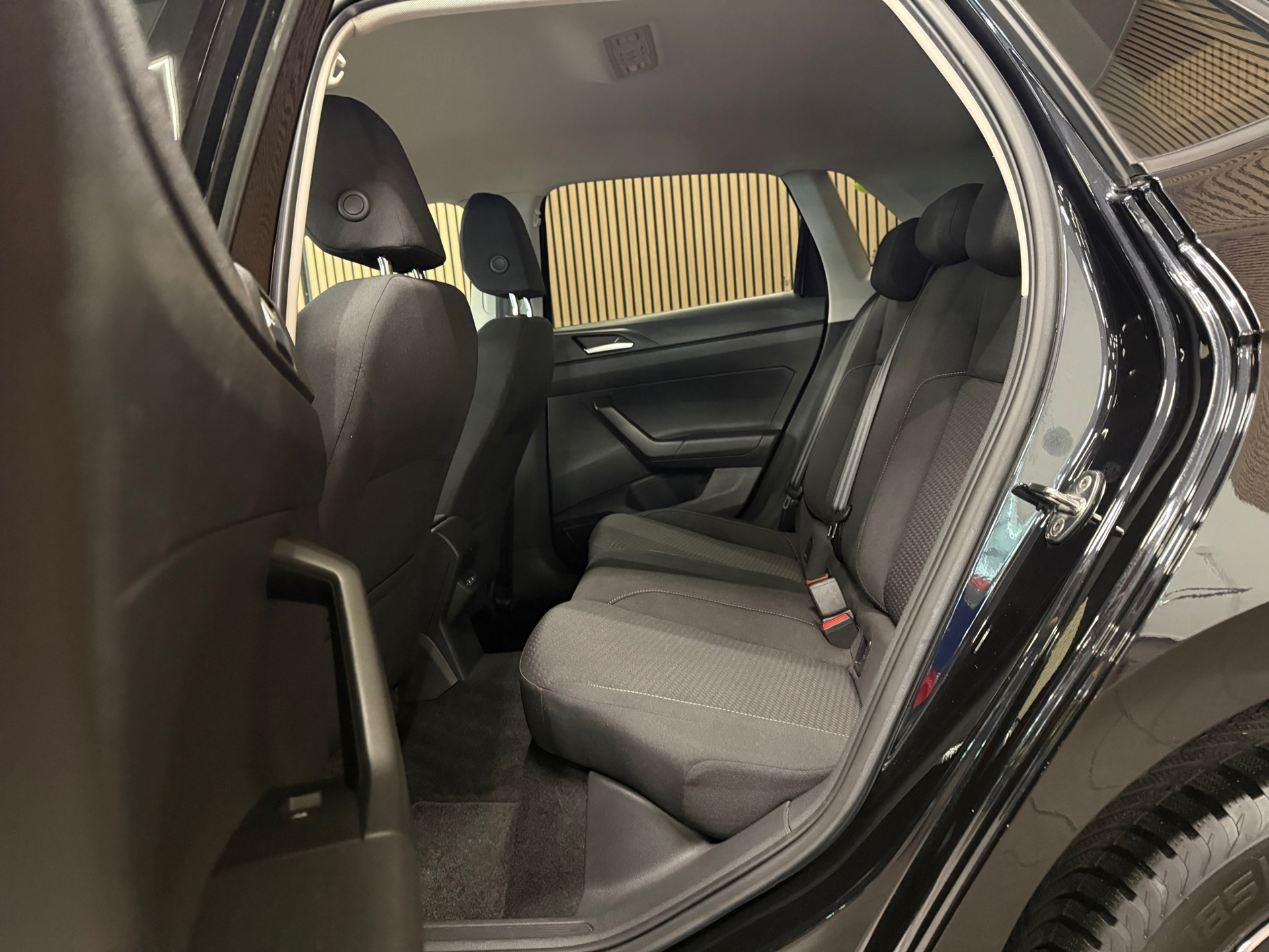 https://www.autokooy.nl//xml/images/53377756-23.JPG