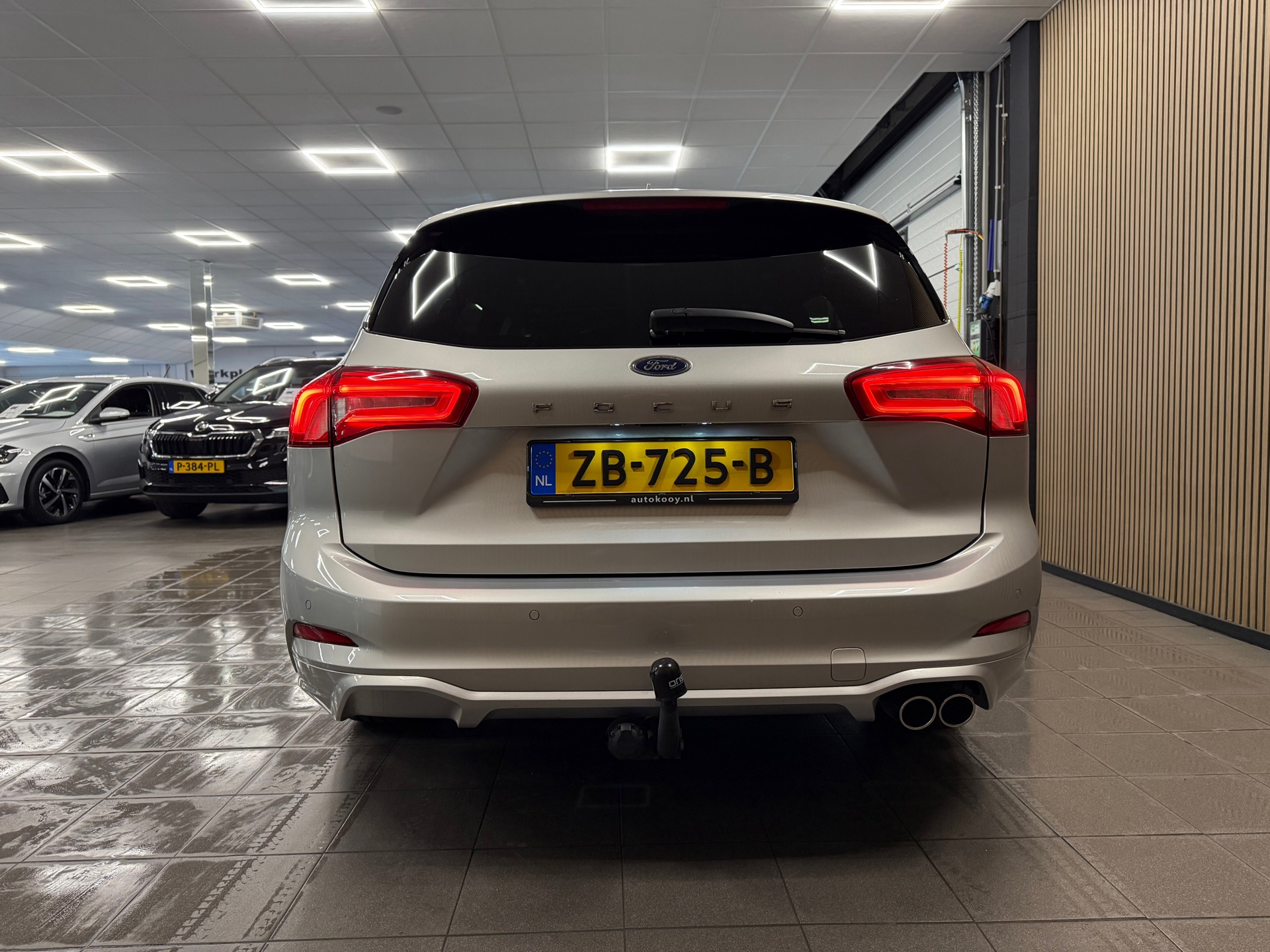 https://www.autokooy.nl//xml/images/53404331-4.JPG