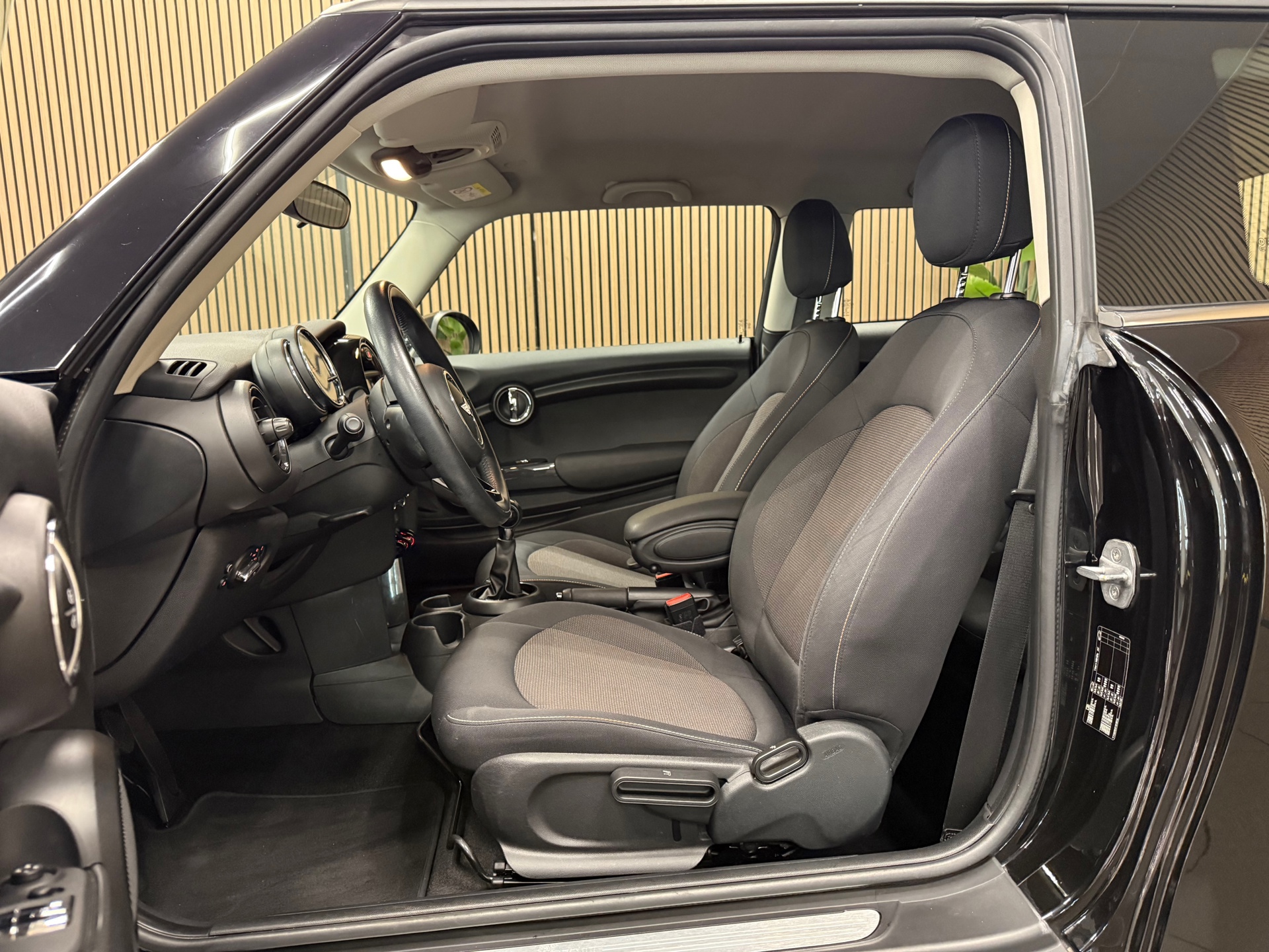 https://www.autokooy.nl//xml/images/53434762-11.JPG