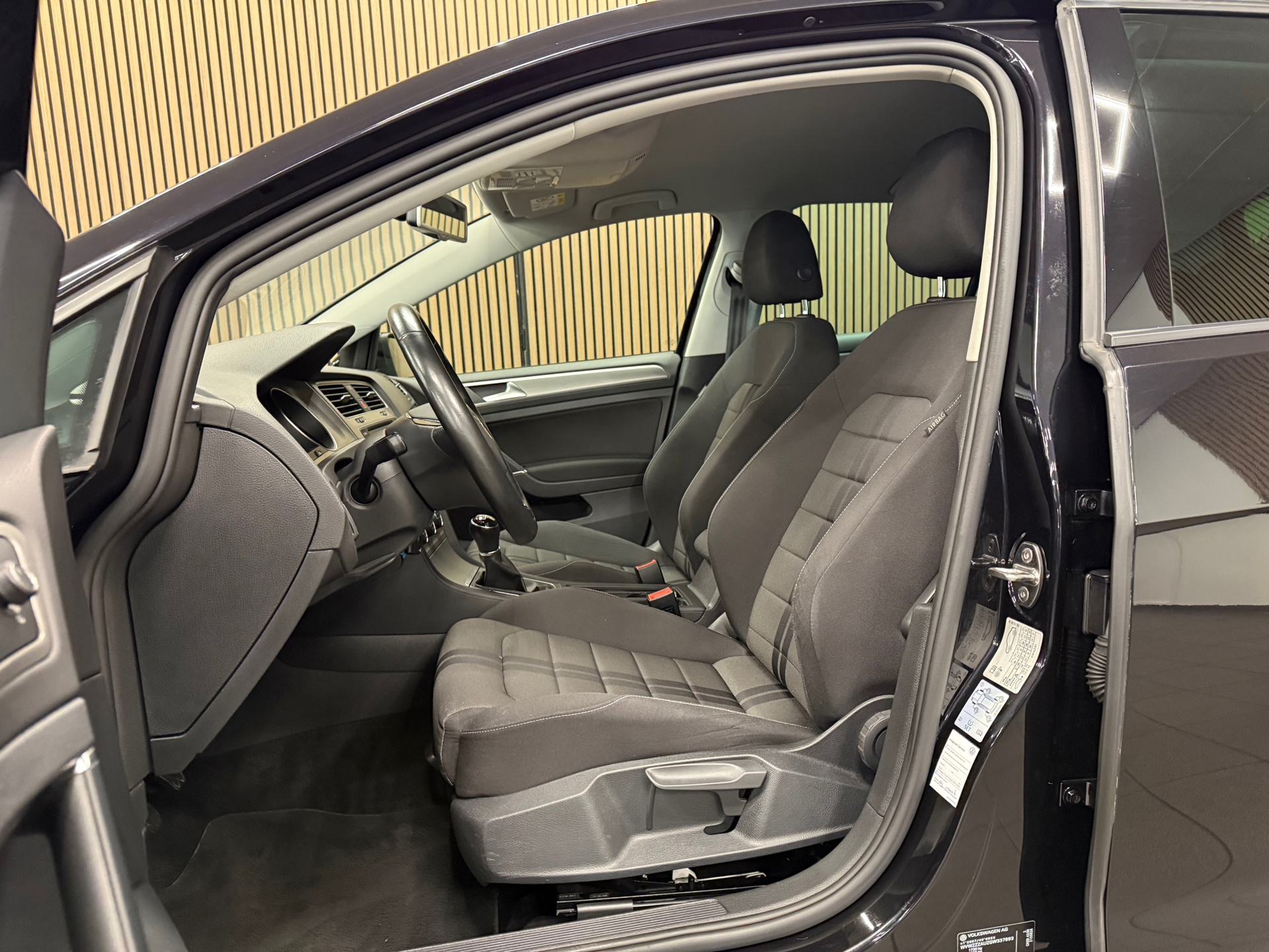 https://www.autokooy.nl//xml/images/53472243-11.JPG