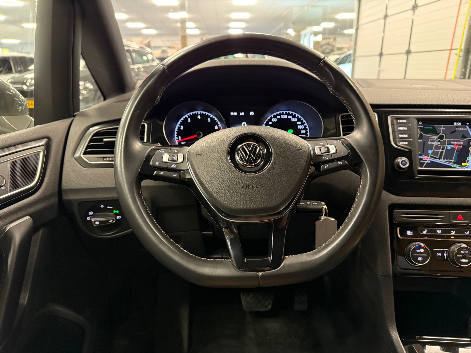 https://www.autokooy.nl//xml/images/53472481-13.JPG