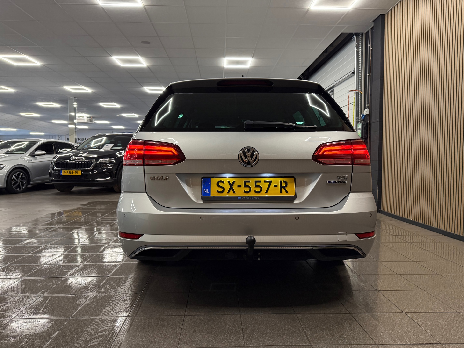 https://www.autokooy.nl//xml/images/53523932-4.JPG