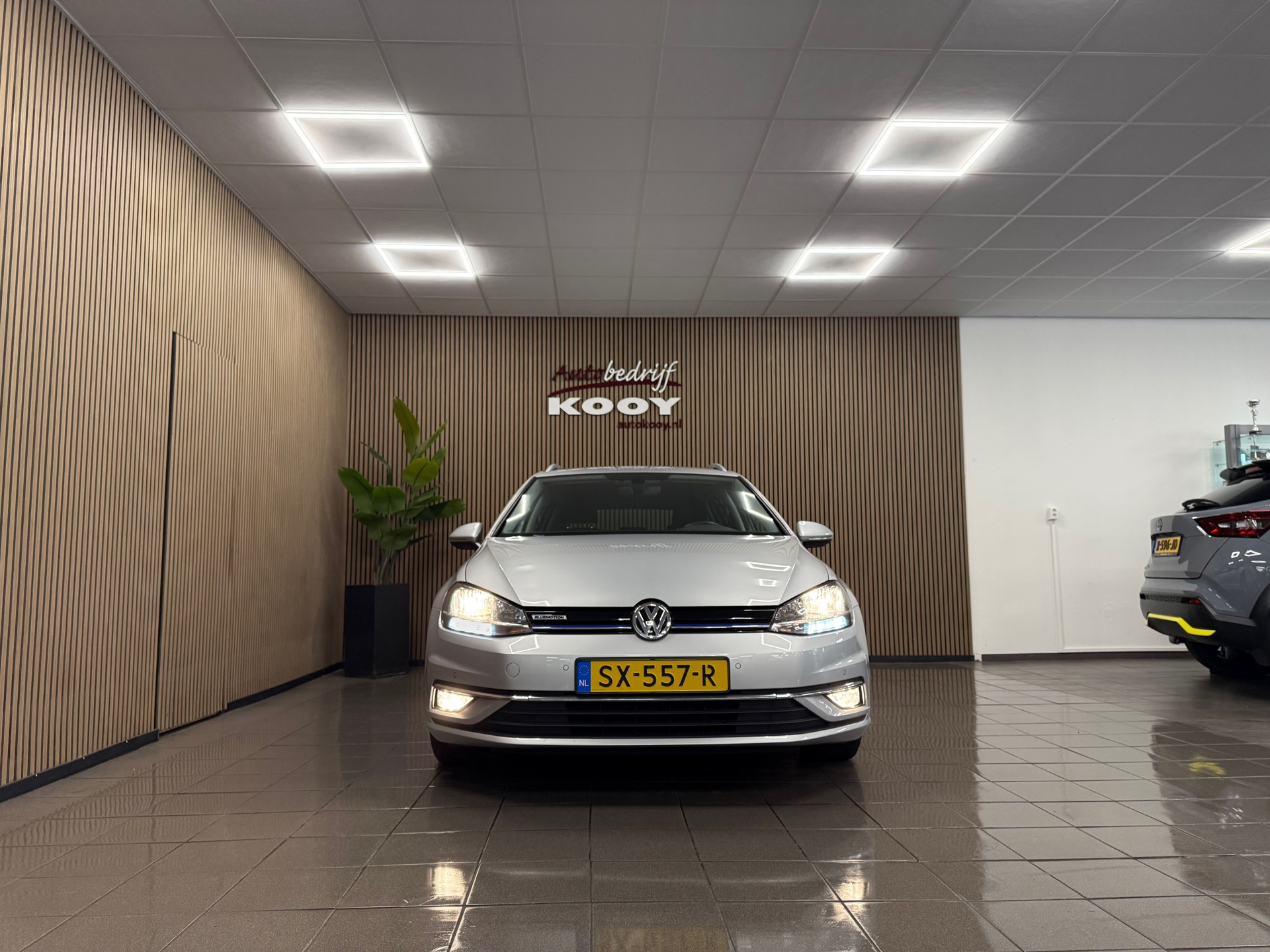 https://www.autokooy.nl//xml/images/53523932-8.JPG