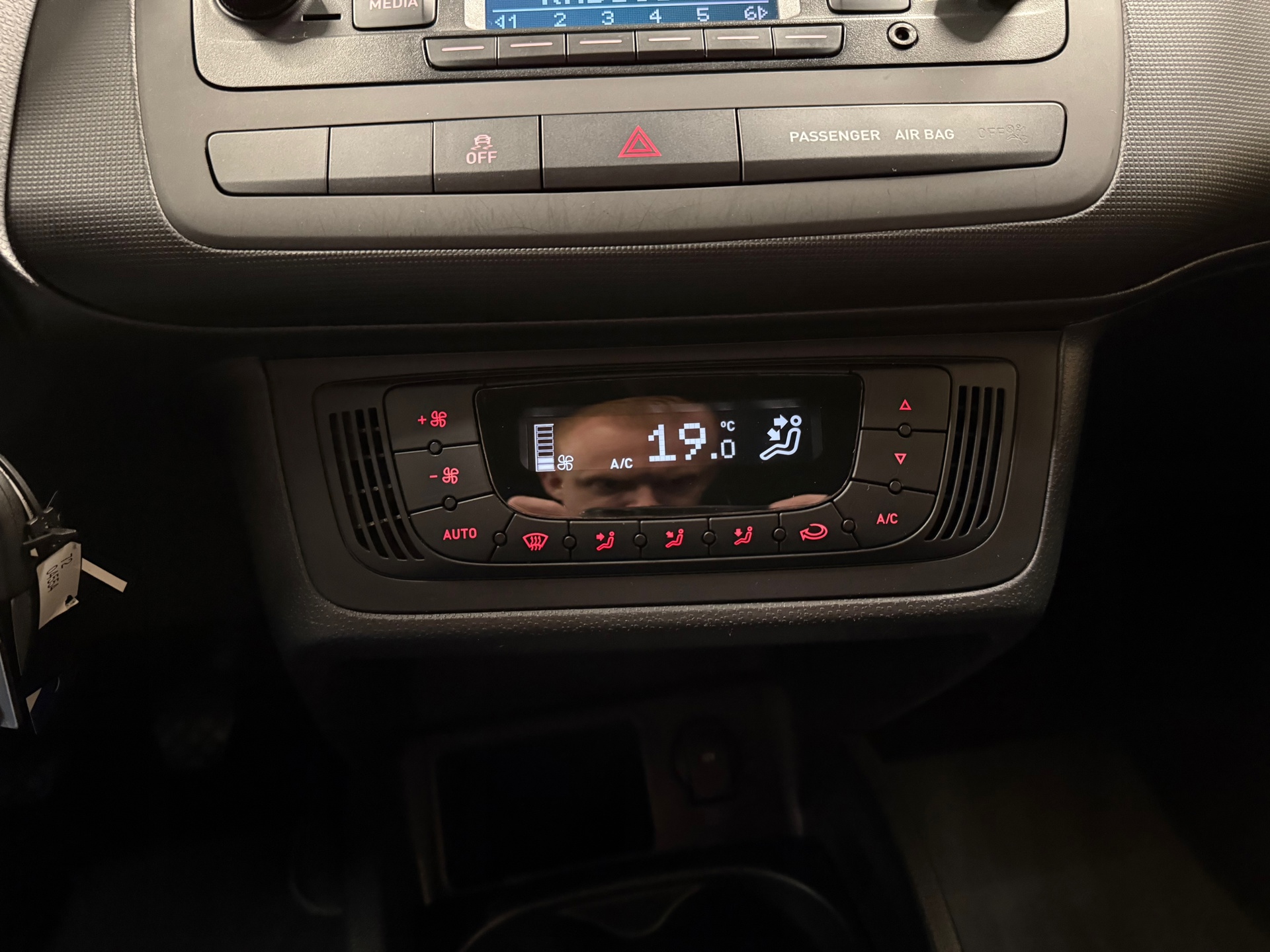https://www.autokooy.nl//xml/images/53574575-20.JPG