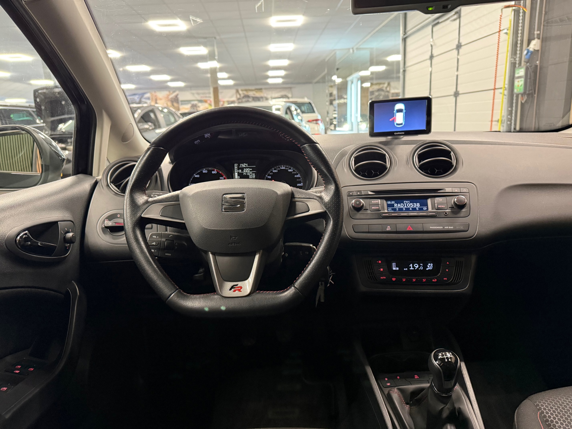 https://www.autokooy.nl//xml/images/53574575-22.JPG