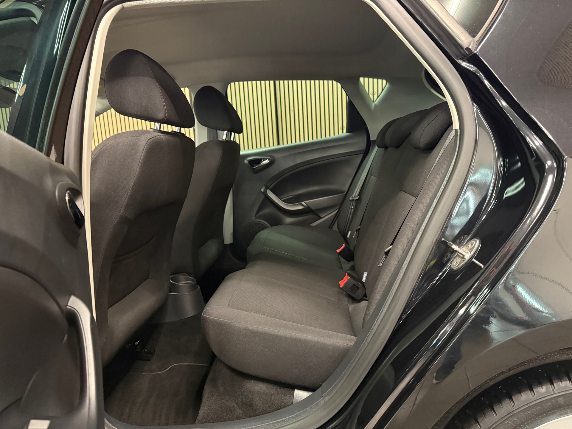 https://www.autokooy.nl//xml/images/53574575-23.JPG