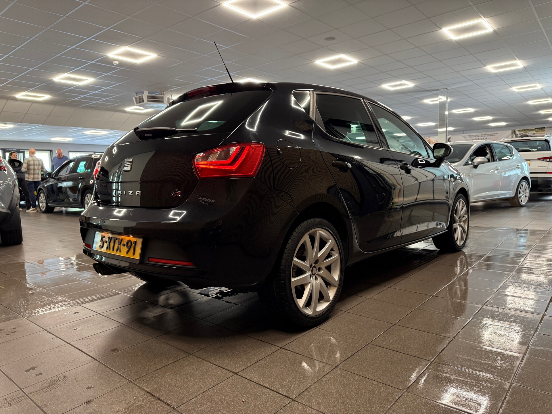 https://www.autokooy.nl//xml/images/53574575-6.JPG