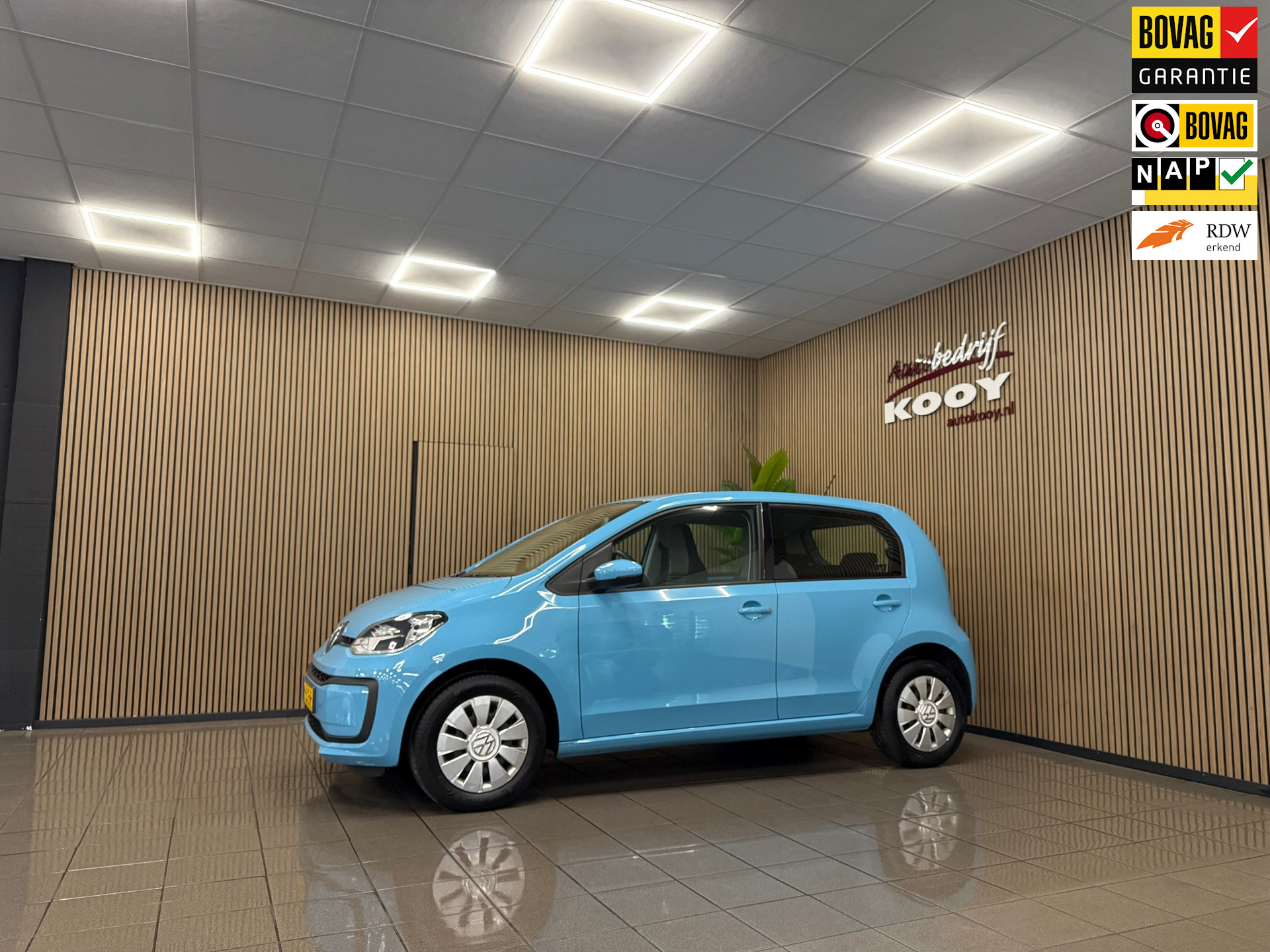 Volkswagen Up! 1.0 BMT move up! * Dealer onderhouden / Airco / 5 Deurs / LED / NL Auto *
