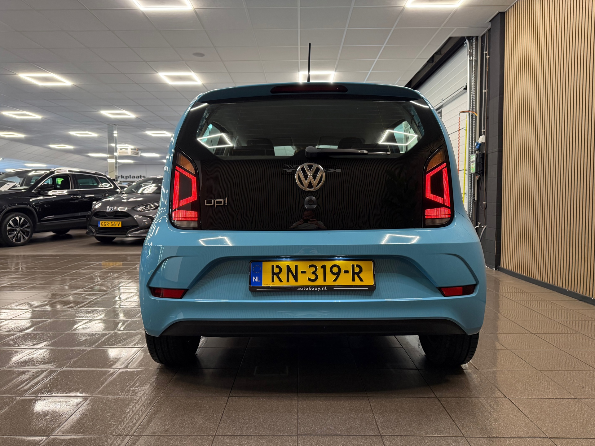 https://www.autokooy.nl//xml/images/53665196-4.JPG