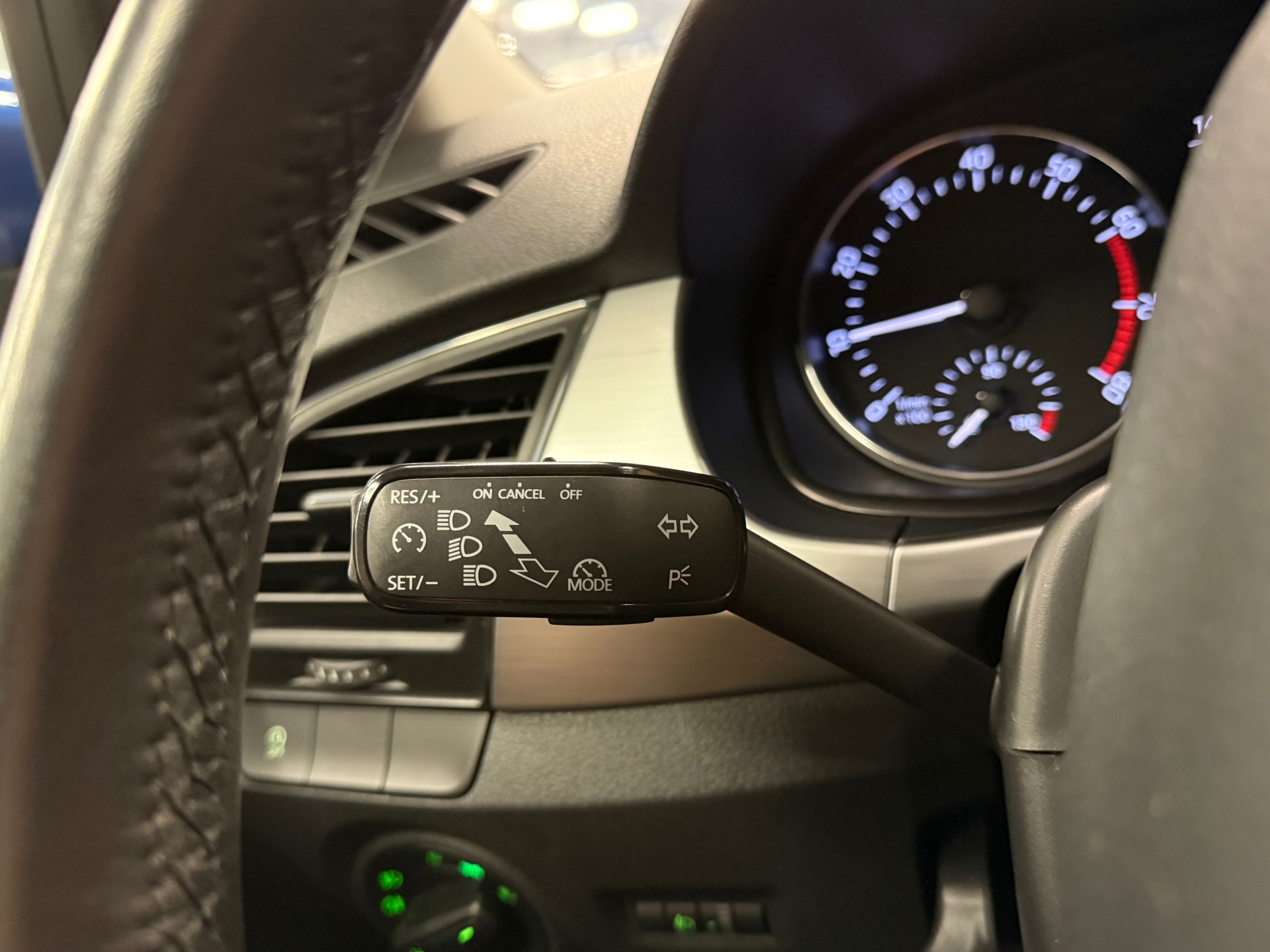 https://www.autokooy.nl//xml/images/53692167-15.JPG