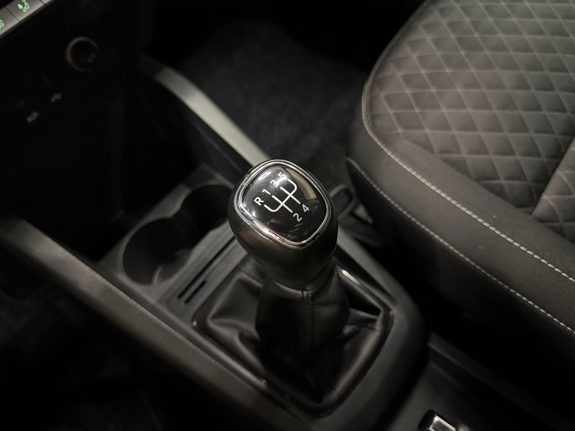 https://www.autokooy.nl//xml/images/53692167-20.JPG