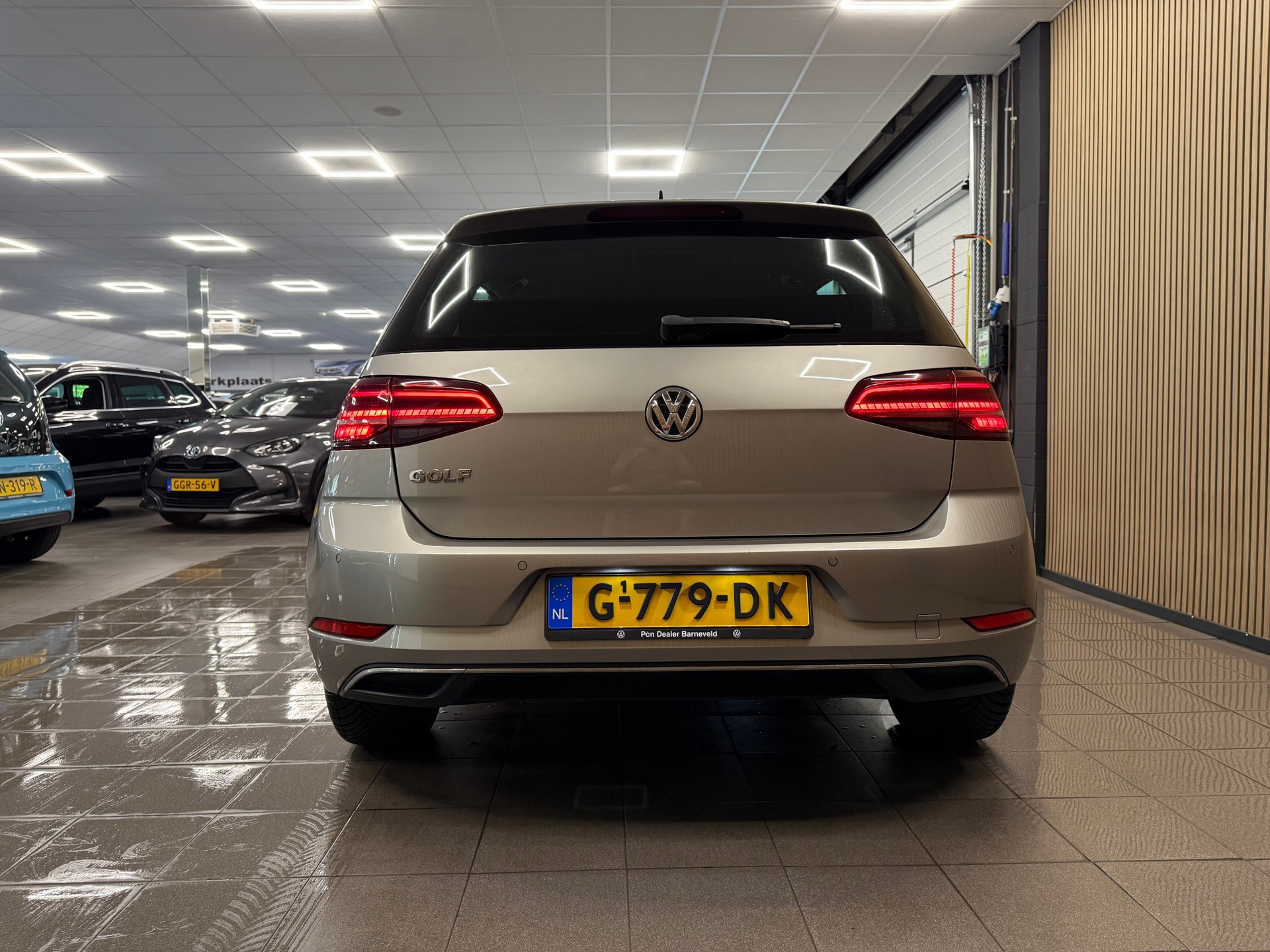 https://www.autokooy.nl//xml/images/53692523-4.JPG