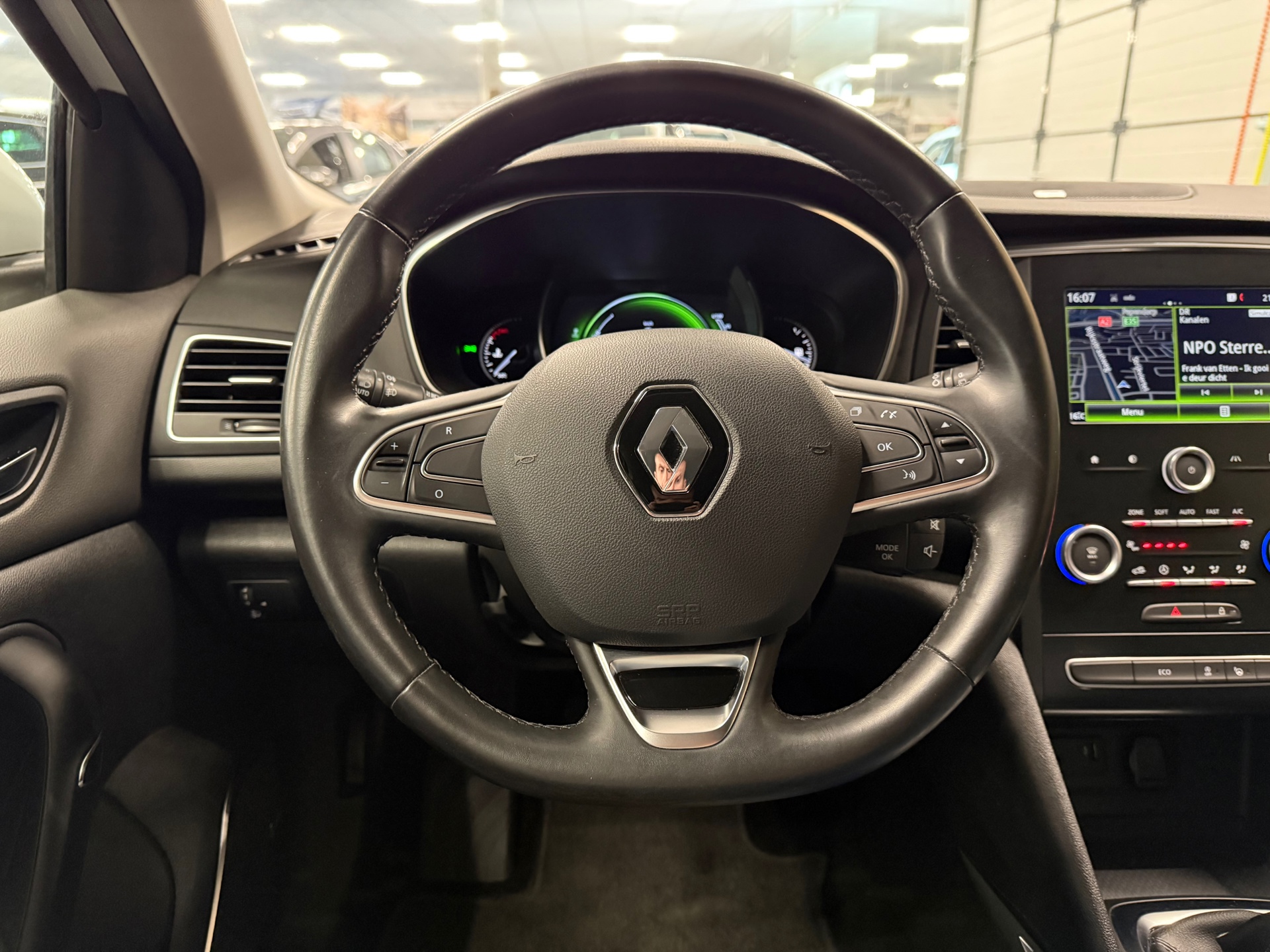 https://www.autokooy.nl//xml/images/53724278-13.JPG