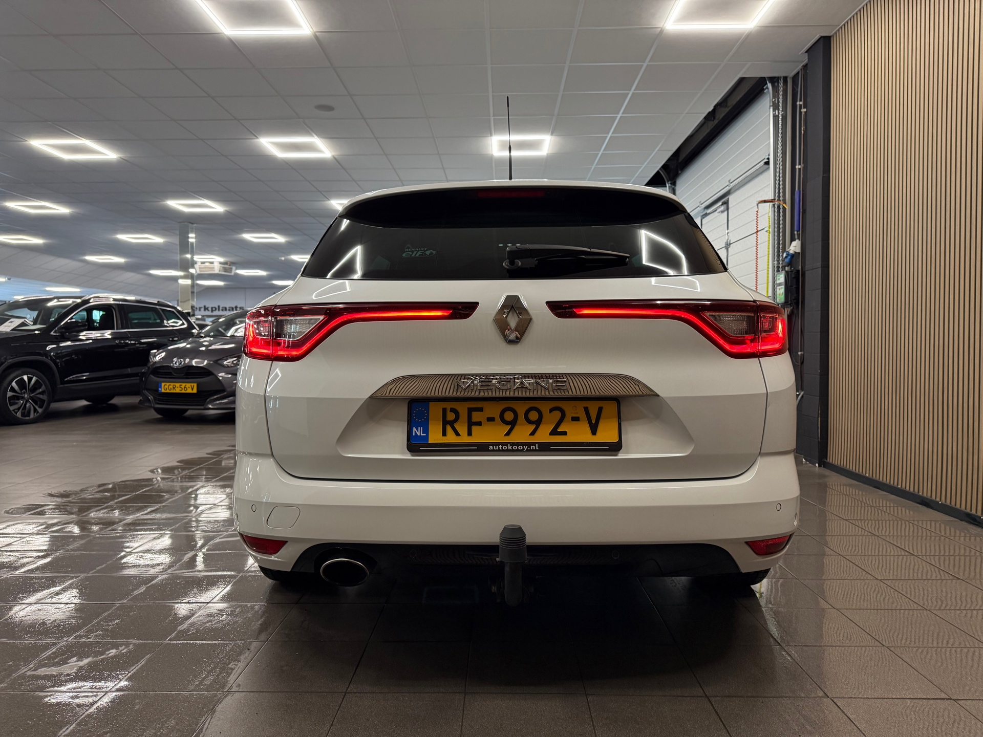 https://www.autokooy.nl//xml/images/53724278-4.JPG