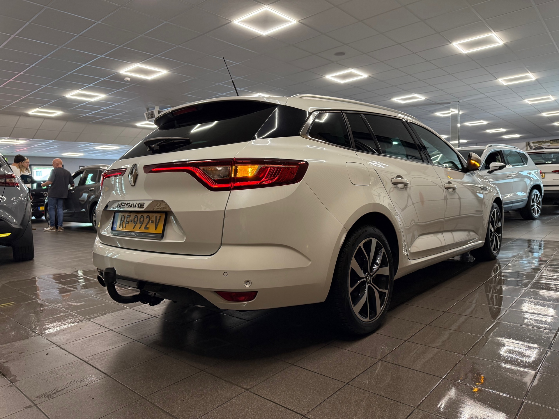 https://www.autokooy.nl//xml/images/53724278-6.JPG