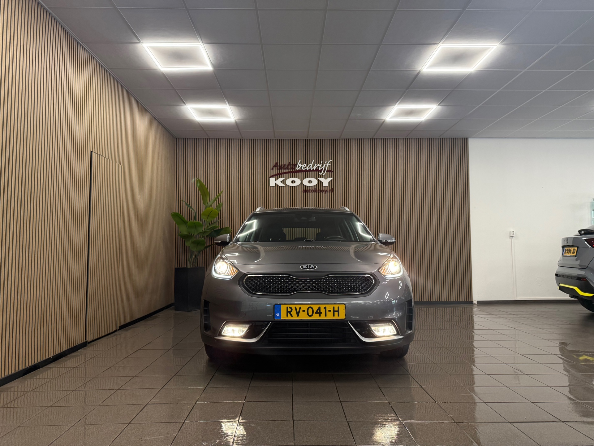https://www.autokooy.nl//xml/images/53724400-8.JPG
