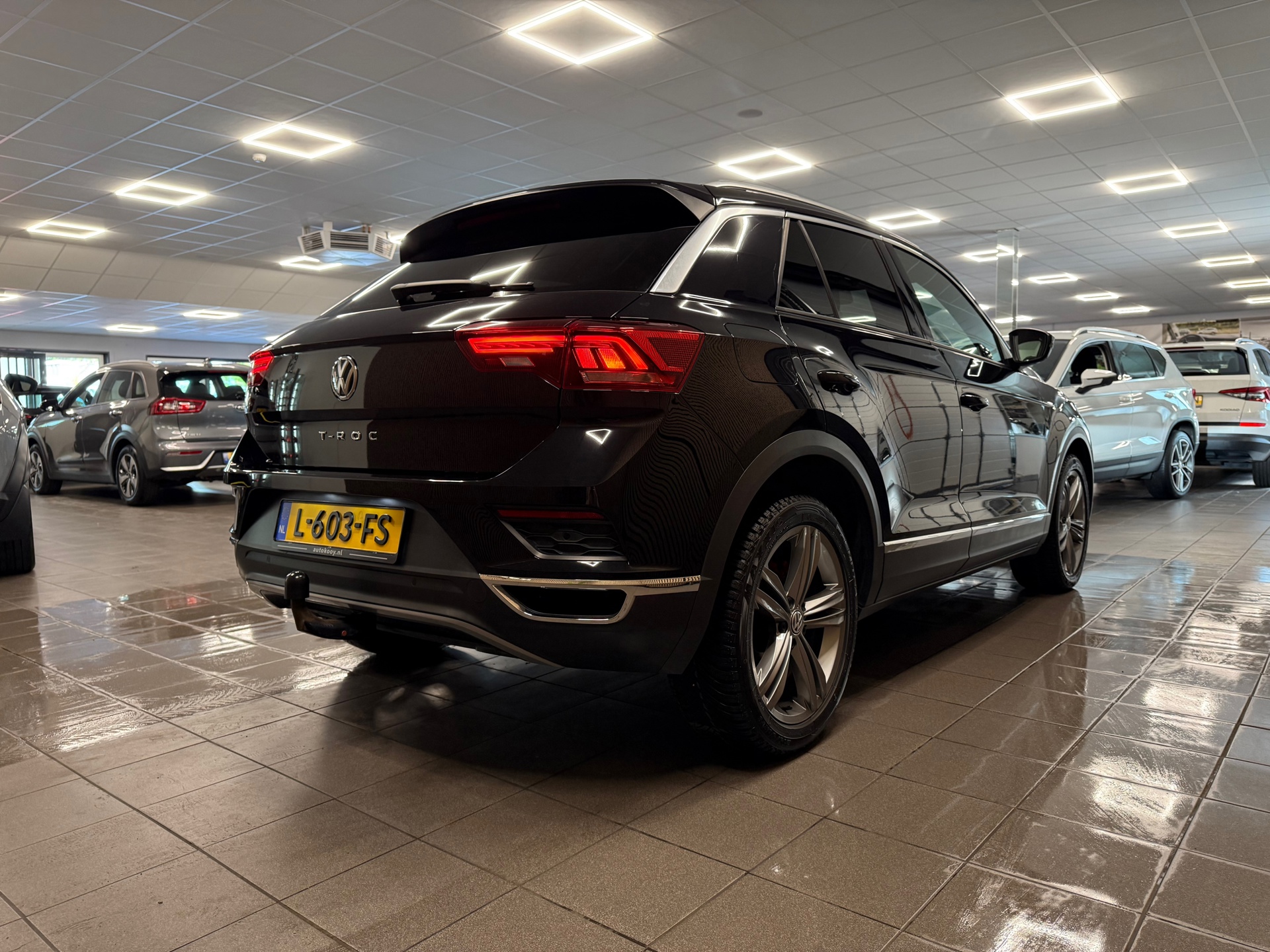 https://www.autokooy.nl//xml/images/53770904-6.JPG