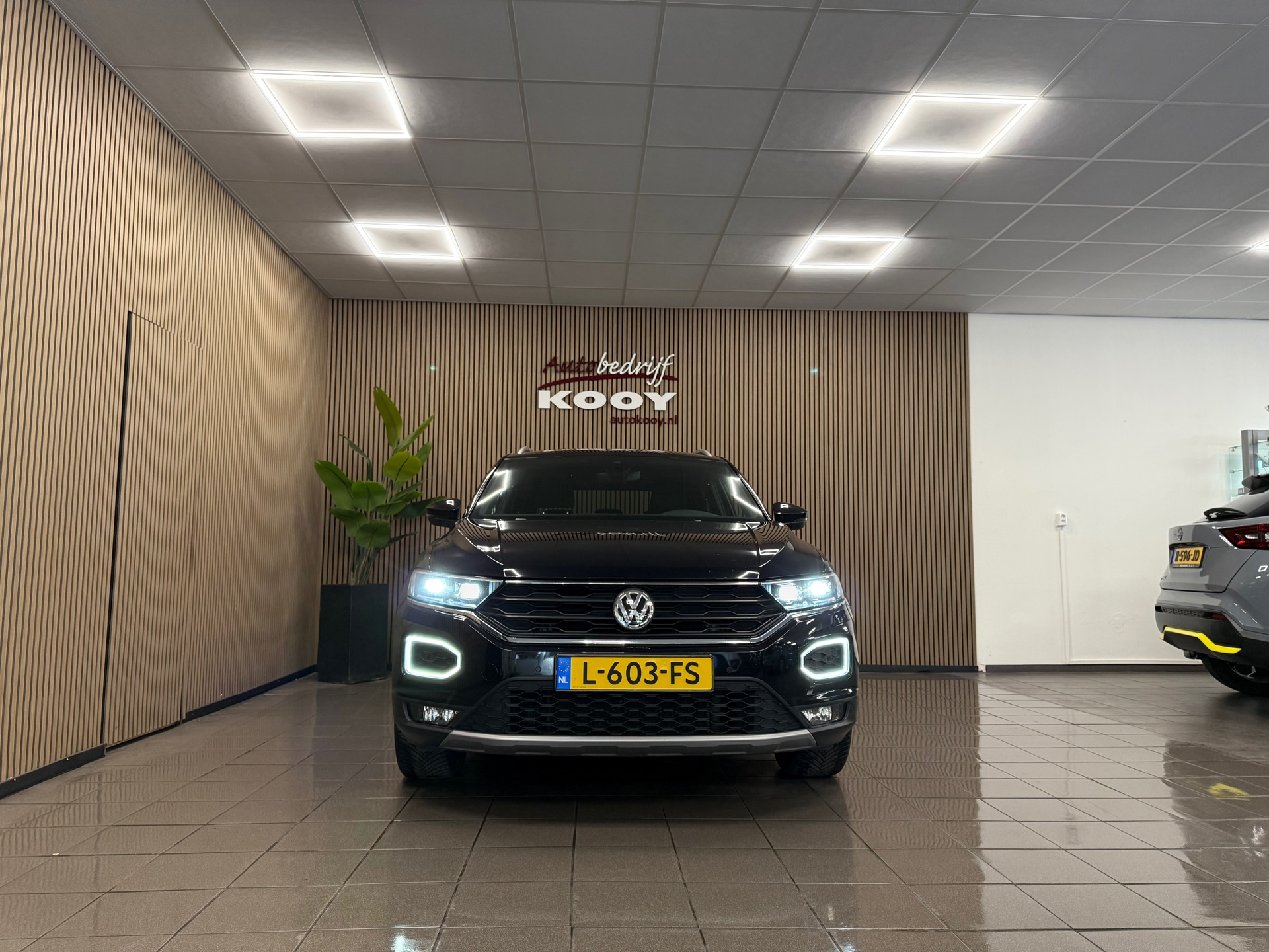 https://www.autokooy.nl//xml/images/53770904-8.JPG