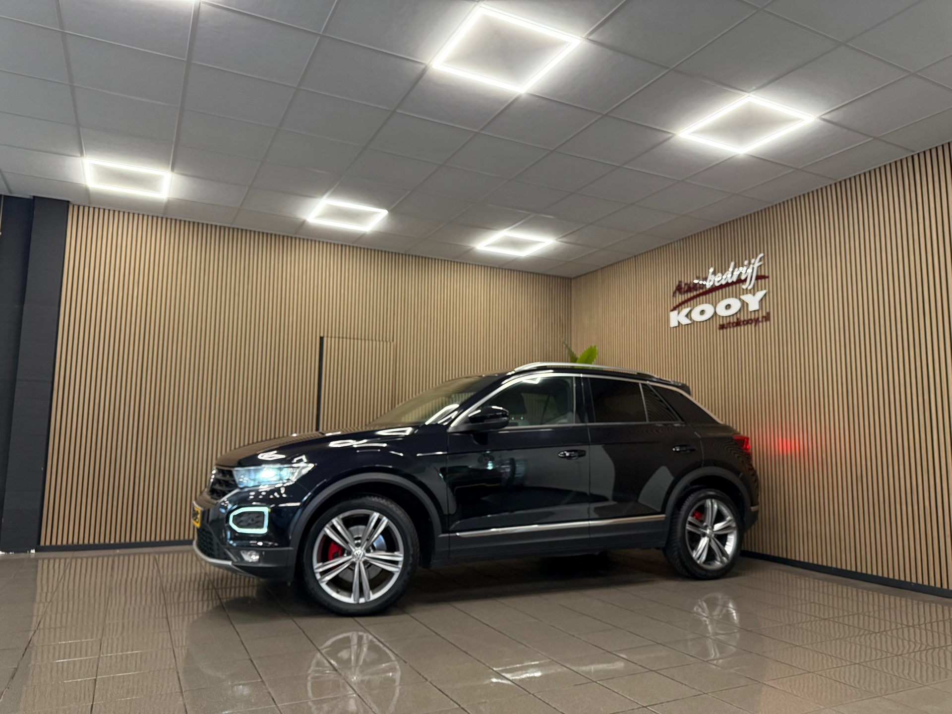 https://www.autokooy.nl//xml/images/53770904-9.JPG