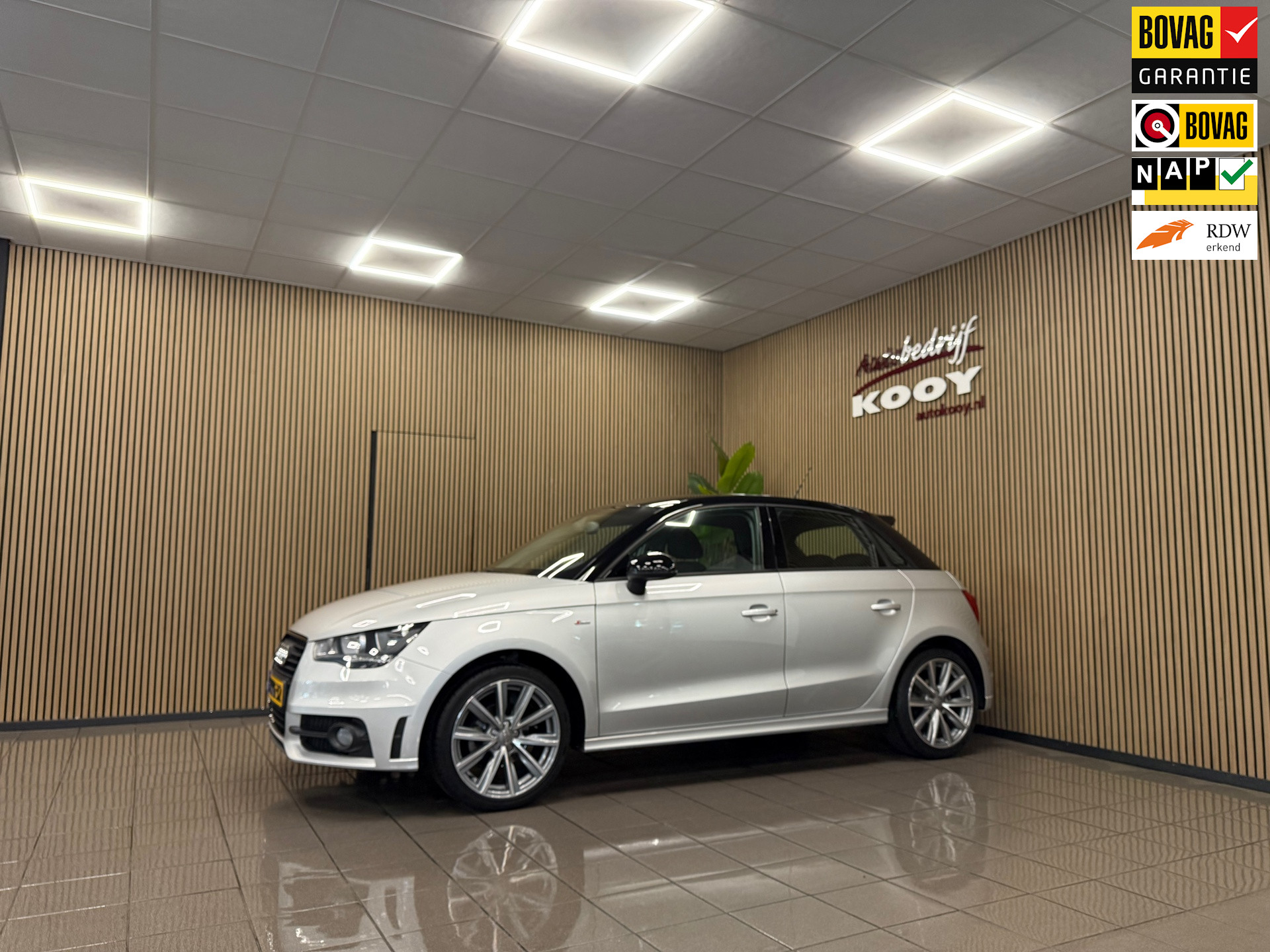 Audi A1 Sportback 1.2 TFSI S-Line * 66.798 km + NAP / 1e Eig / Navigatie / LM Velgen / NL Auto *