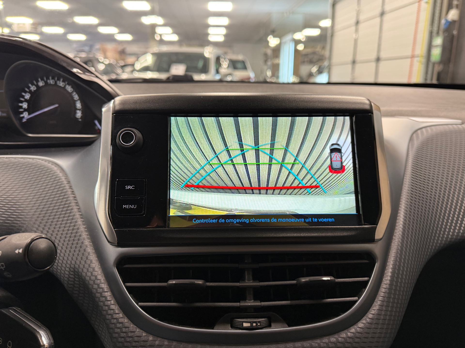 https://www.autokooy.nl//xml/images/53913517-19.JPG