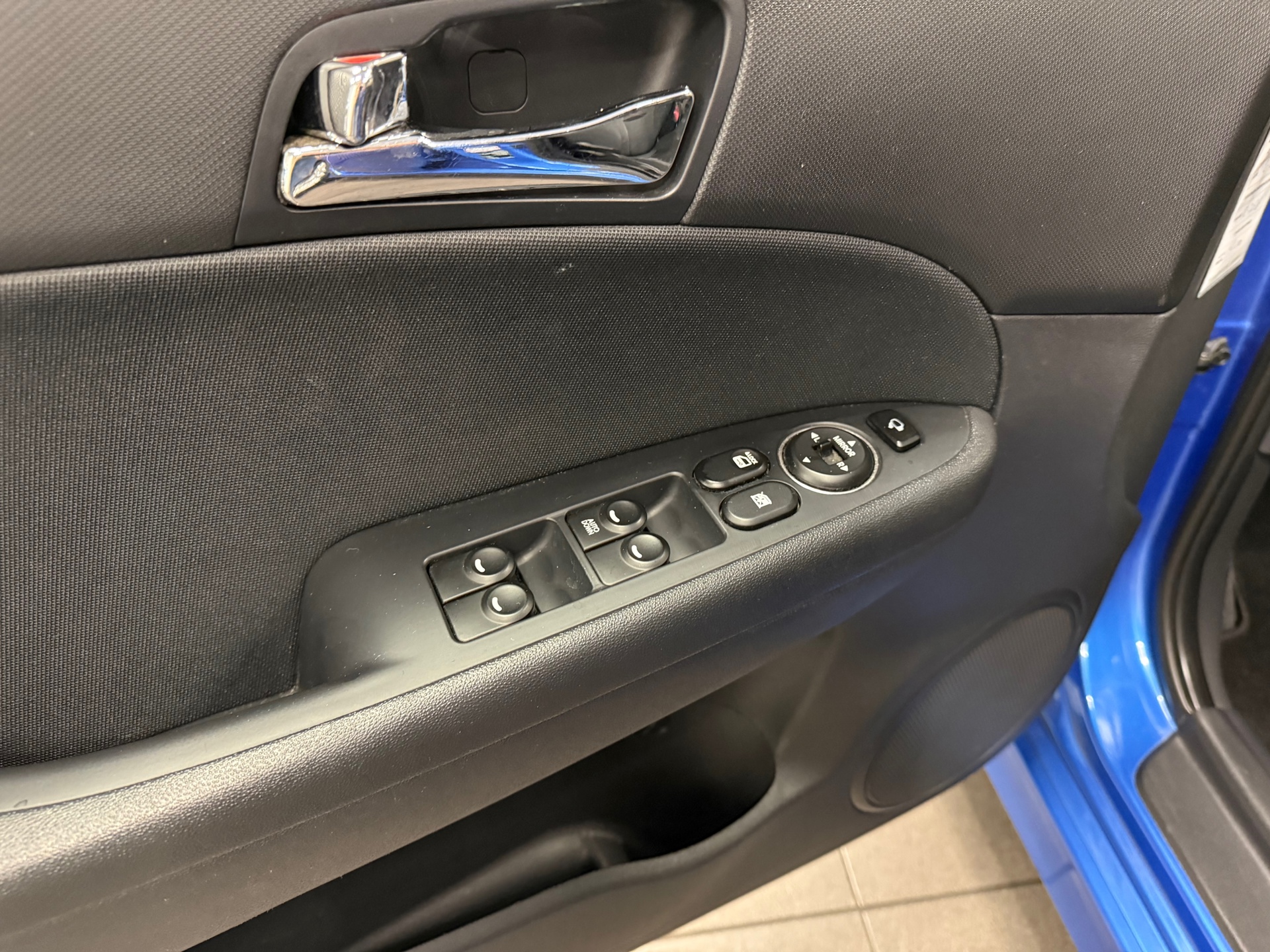 https://www.autokooy.nl//xml/images/53913611-10.JPG