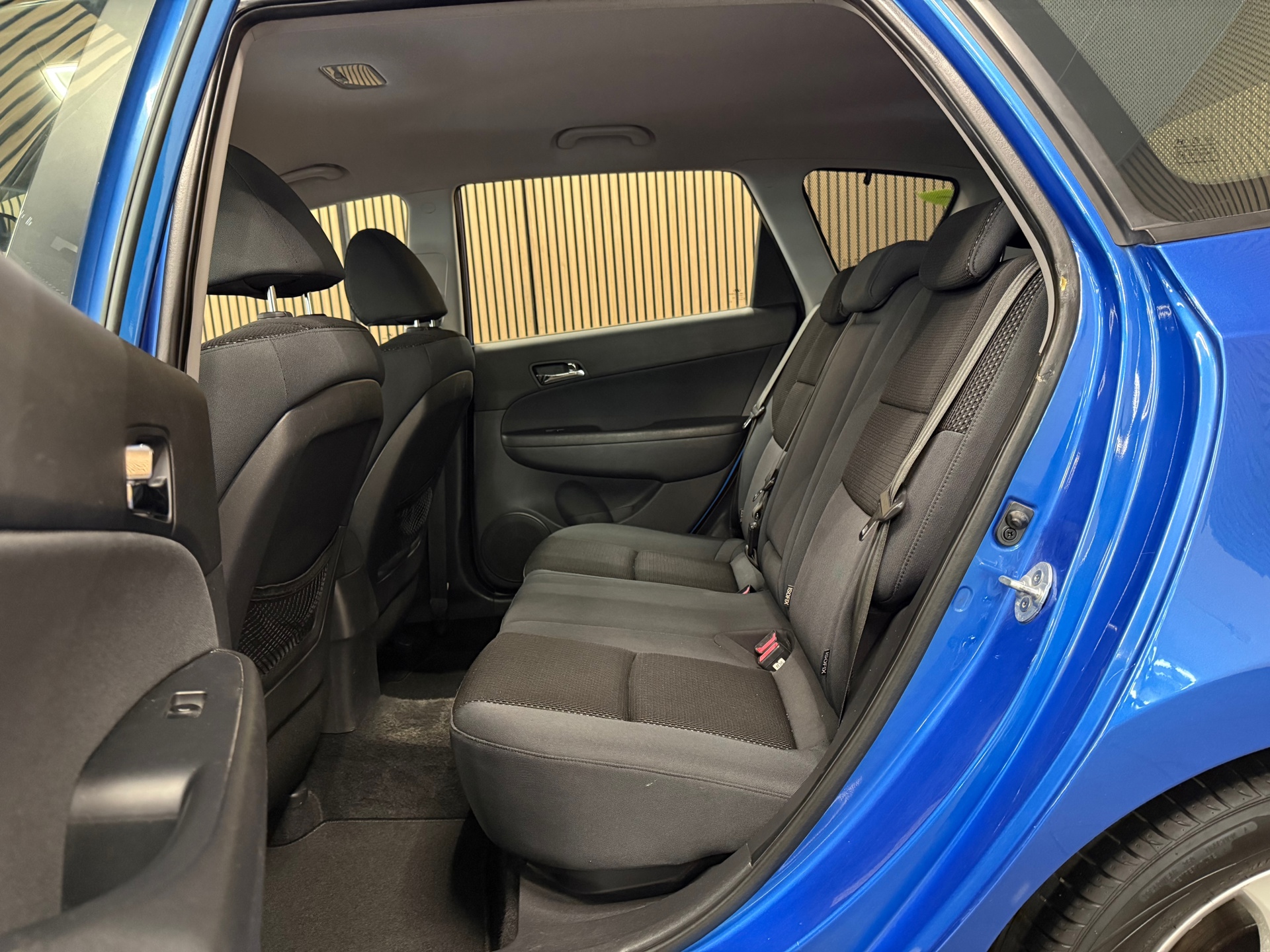 https://www.autokooy.nl//xml/images/53913611-21.JPG