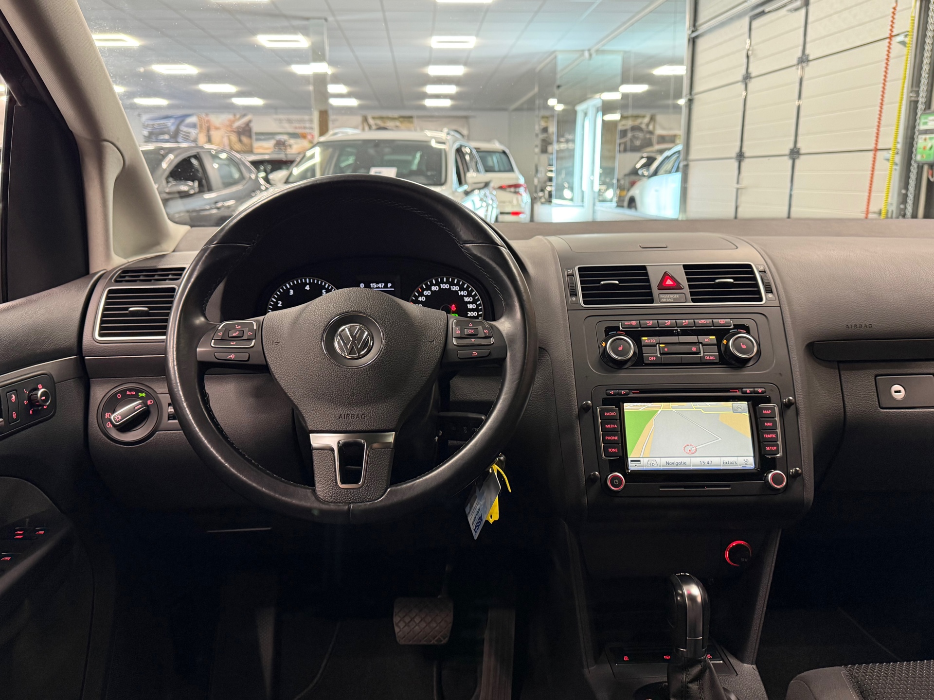 https://www.autokooy.nl//xml/images/53962894-20.JPG