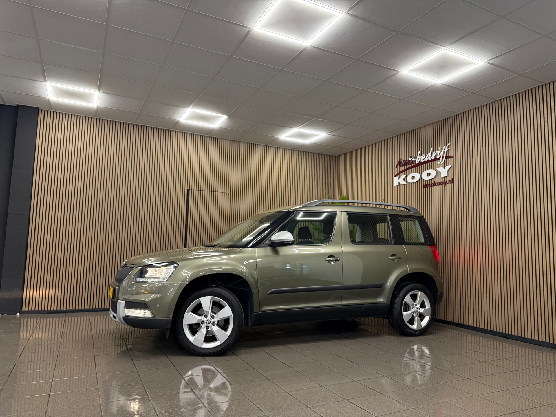 https://www.autokooy.nl//xml/images/53963103-9.JPG