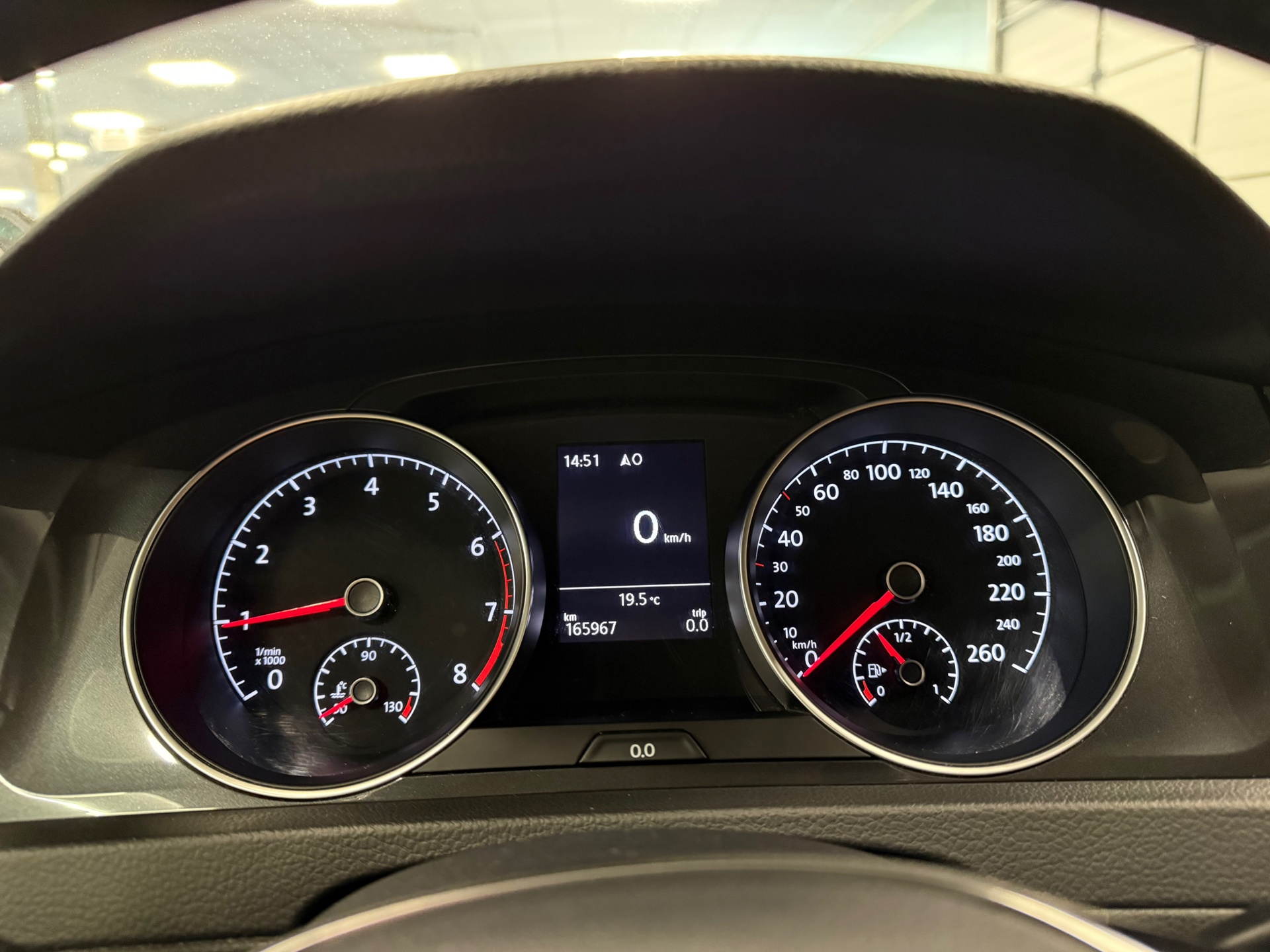 https://www.autokooy.nl//xml/images/53988857-14.JPG