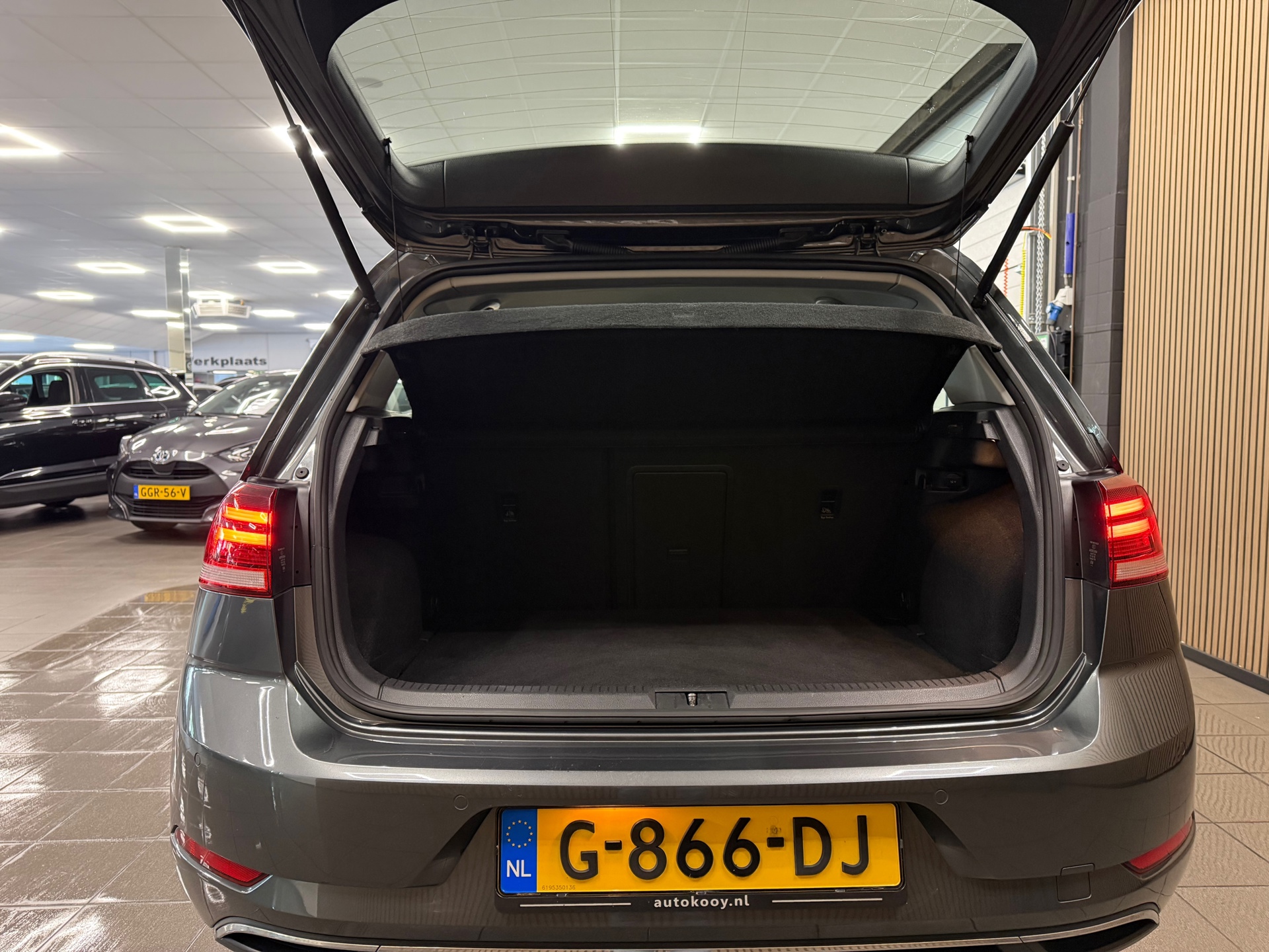 https://www.autokooy.nl//xml/images/53988857-5.JPG