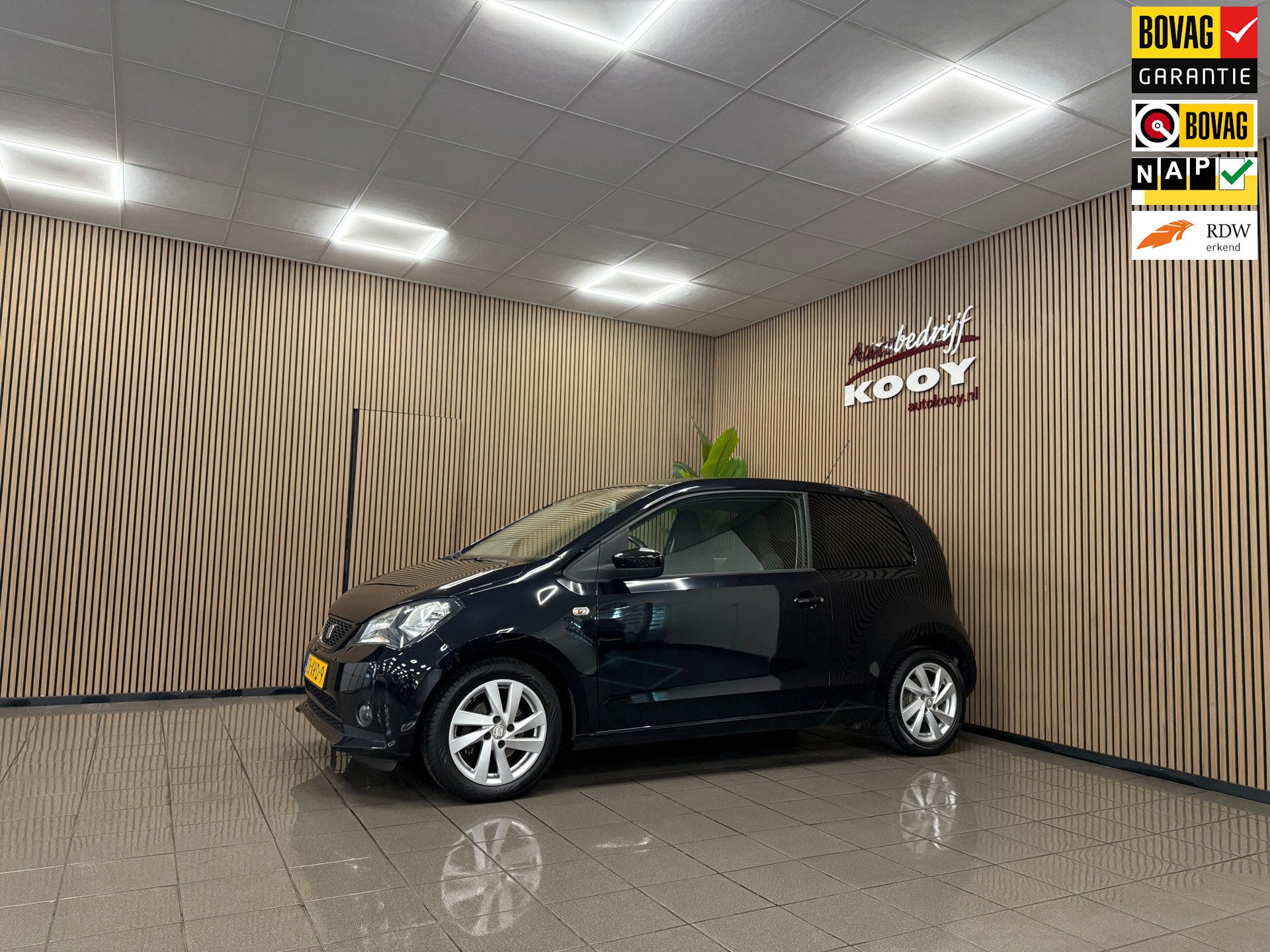 Seat Mii 1.0 Style Sport * 1e Eig / Navigatie / Cruise control / LM Velgen / NL Auto *