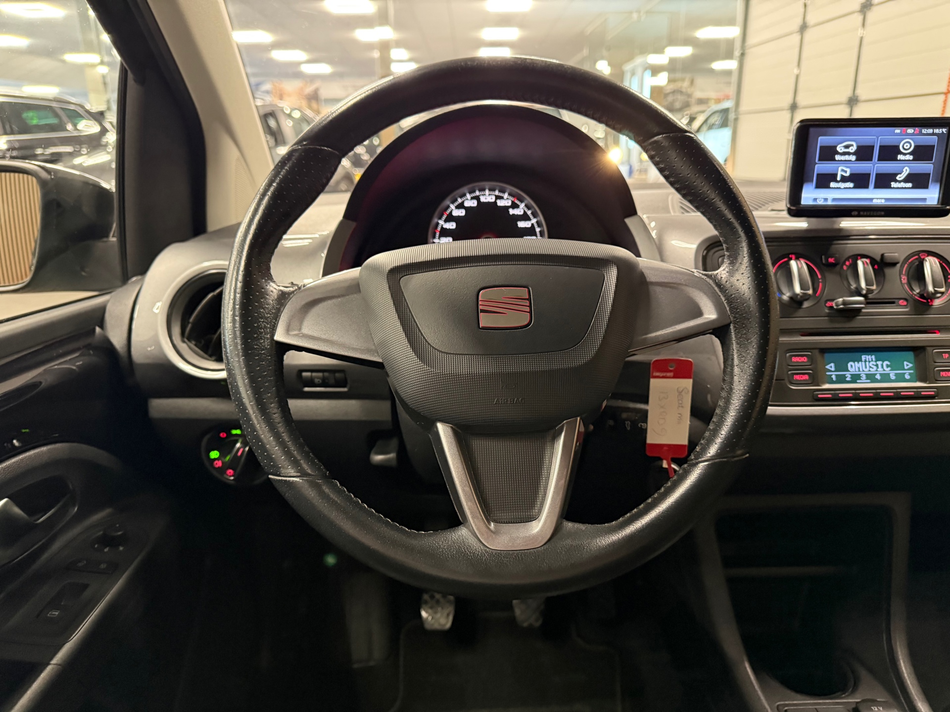 https://www.autokooy.nl//xml/images/54088779-13.JPG