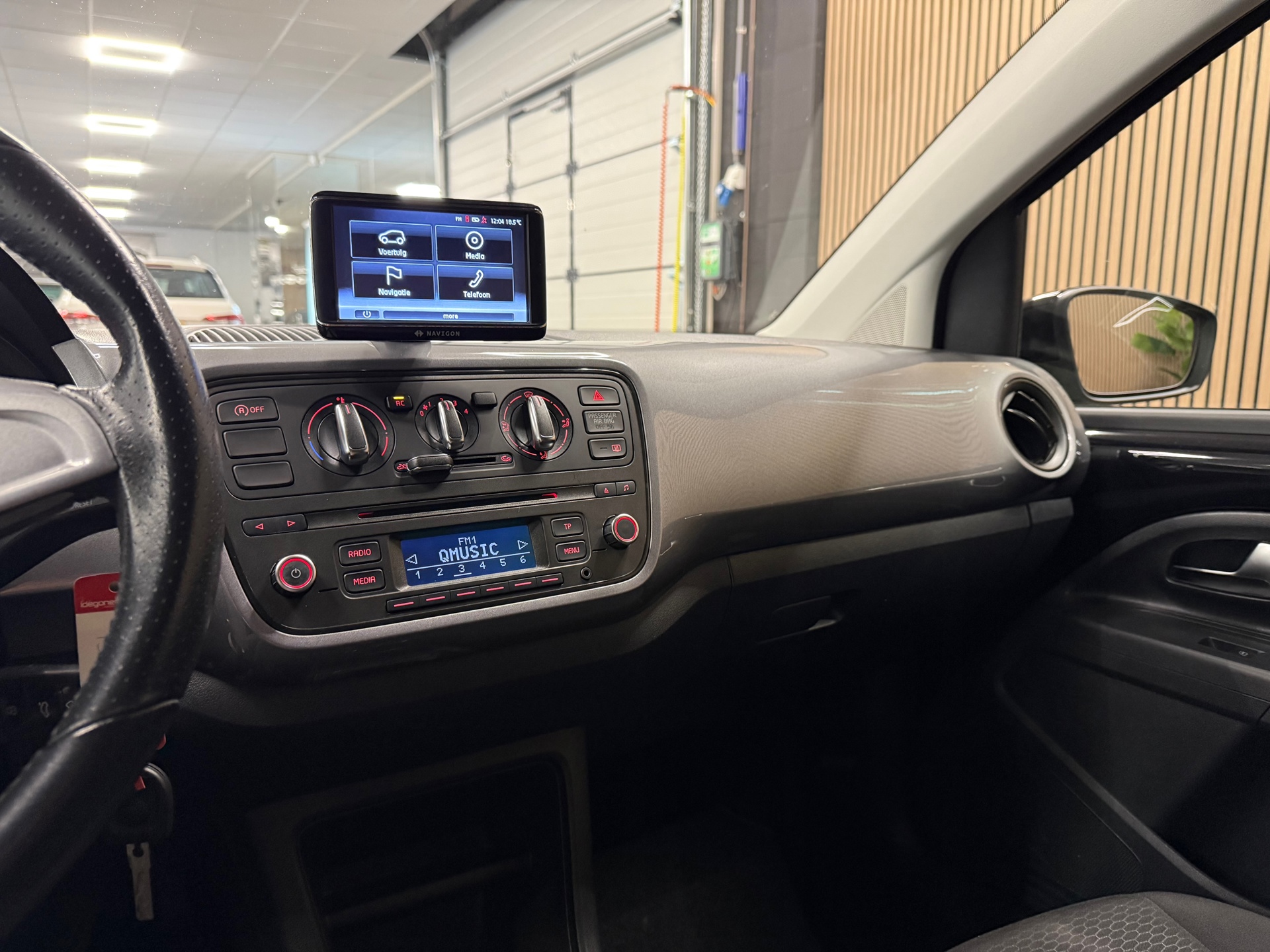 https://www.autokooy.nl//xml/images/54088779-23.JPG