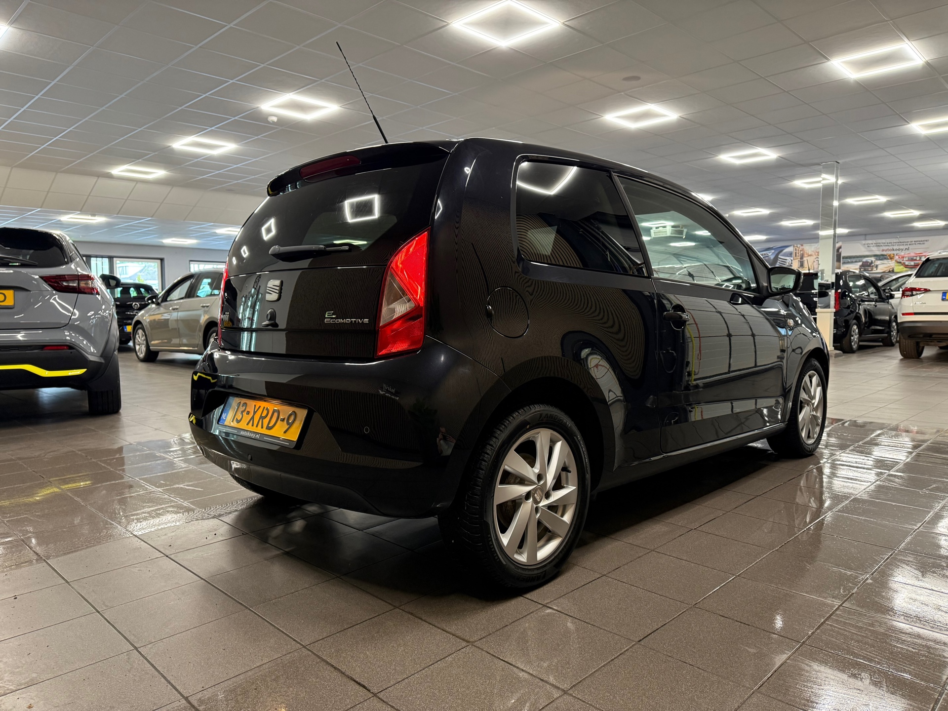 https://www.autokooy.nl//xml/images/54088779-6.JPG