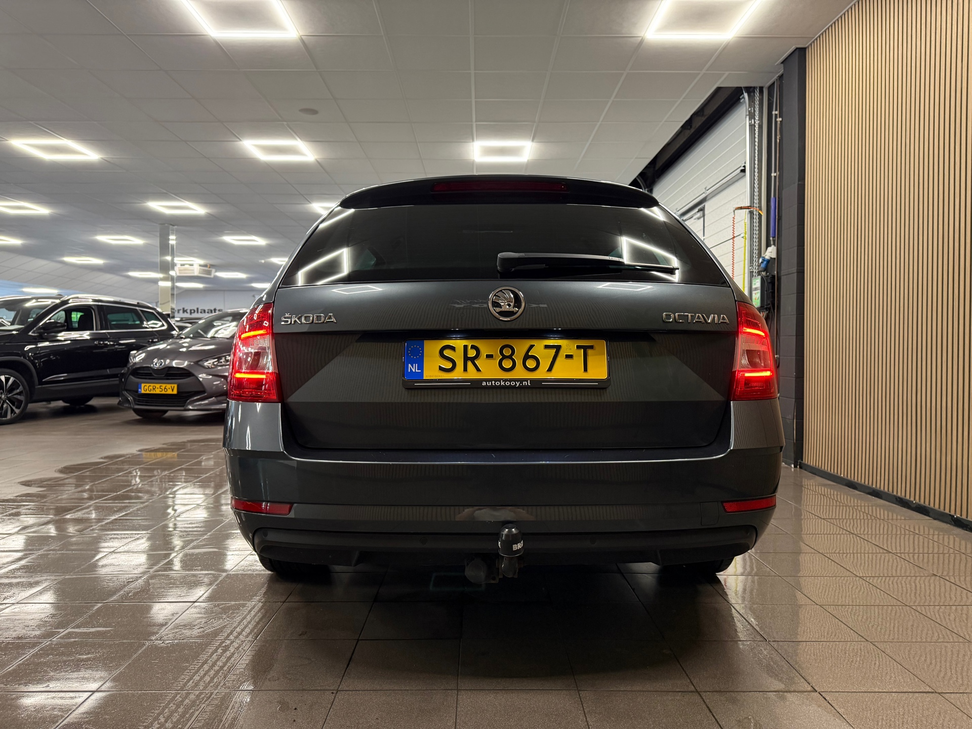 https://www.autokooy.nl//xml/images/54088917-4.JPG