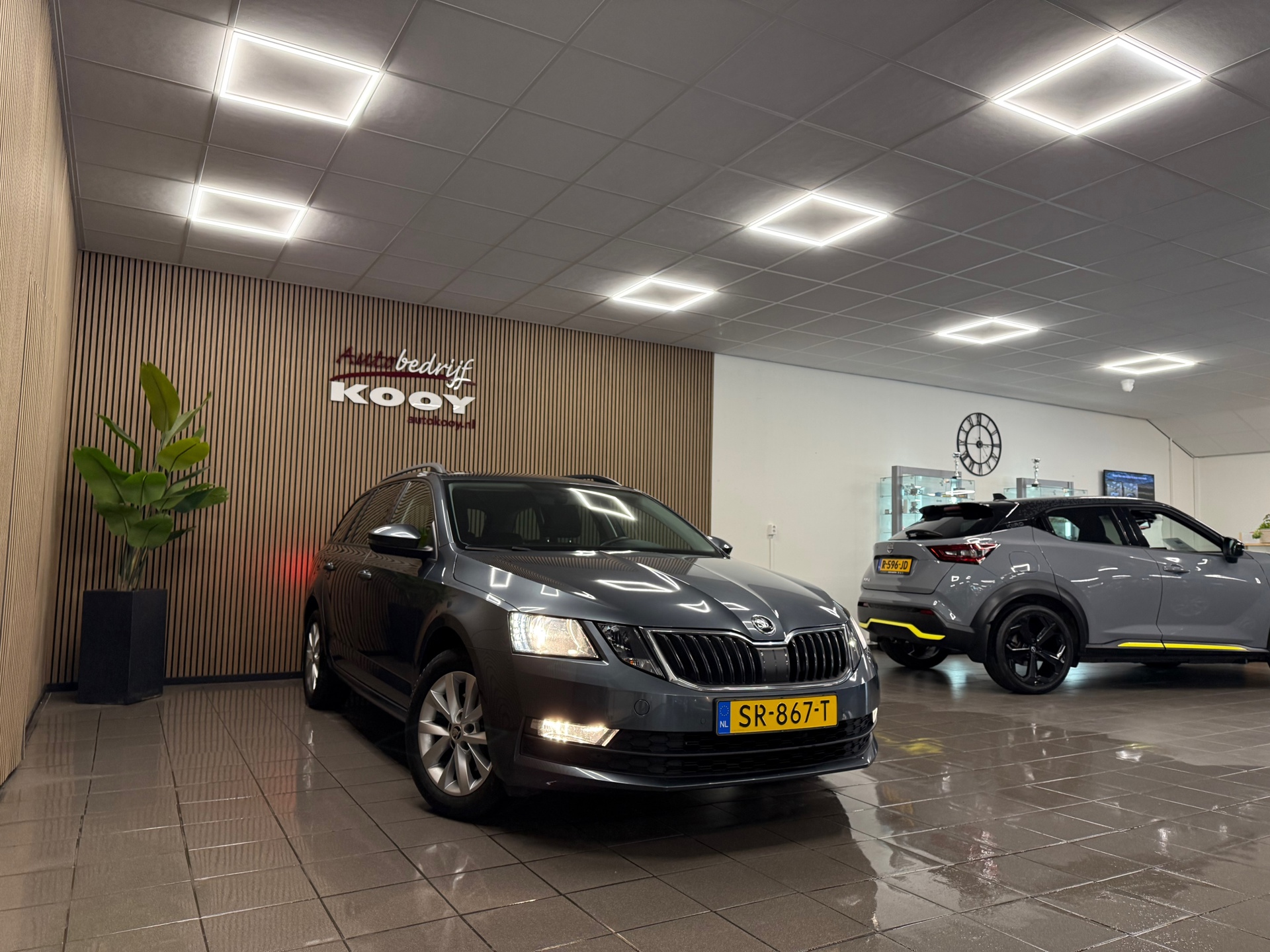 https://www.autokooy.nl//xml/images/54088917-7.JPG