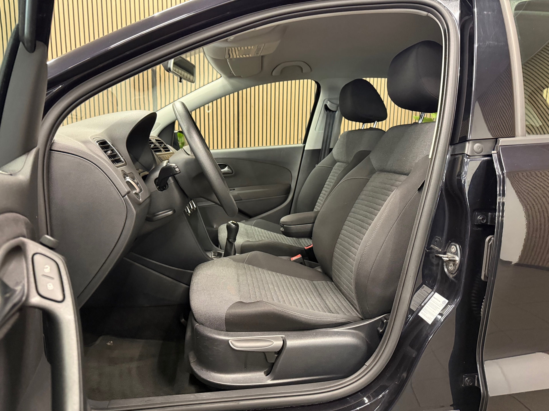 https://www.autokooy.nl//xml/images/54126474-11.JPG