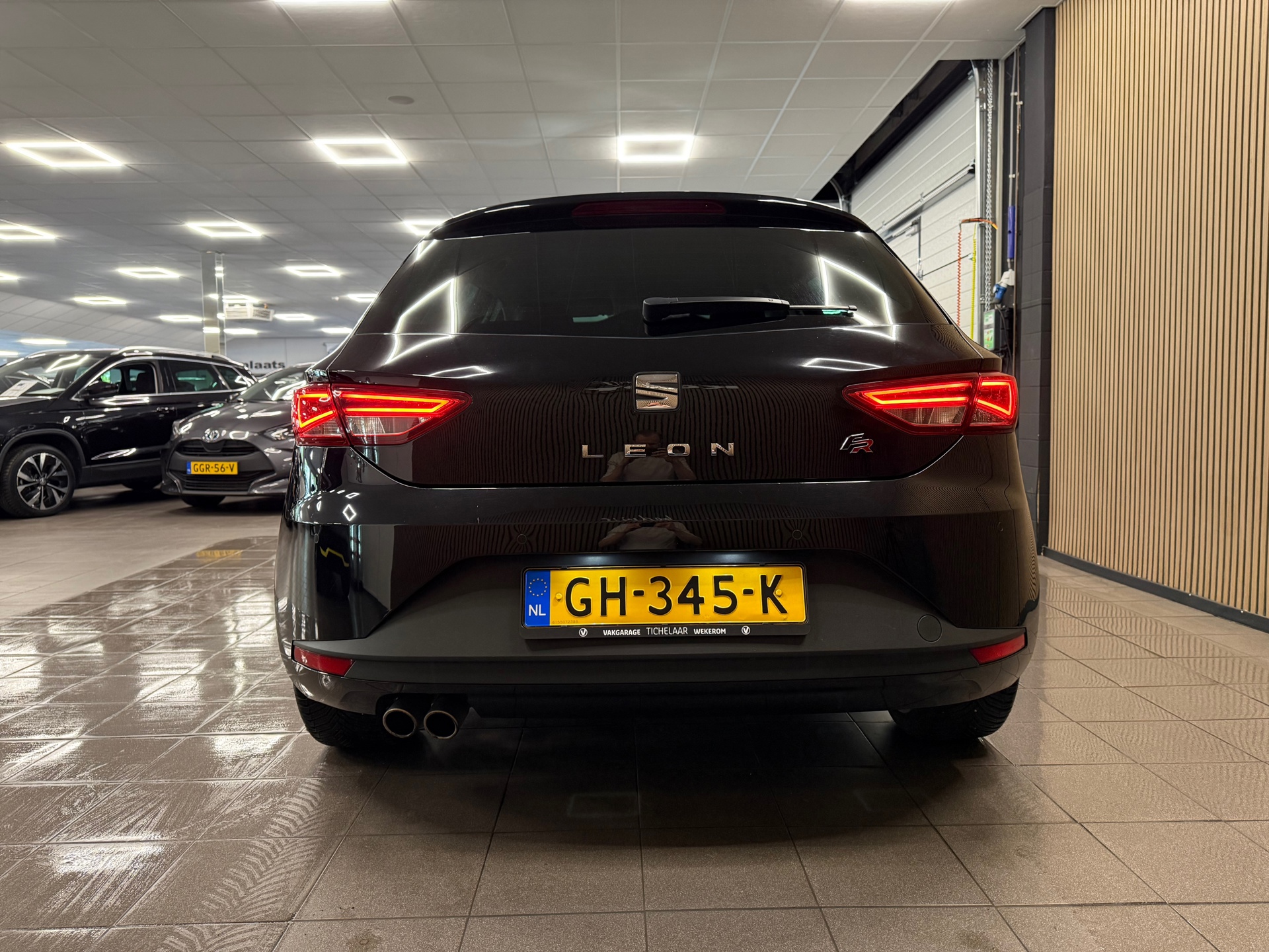 https://www.autokooy.nl//xml/images/54175131-4.JPG