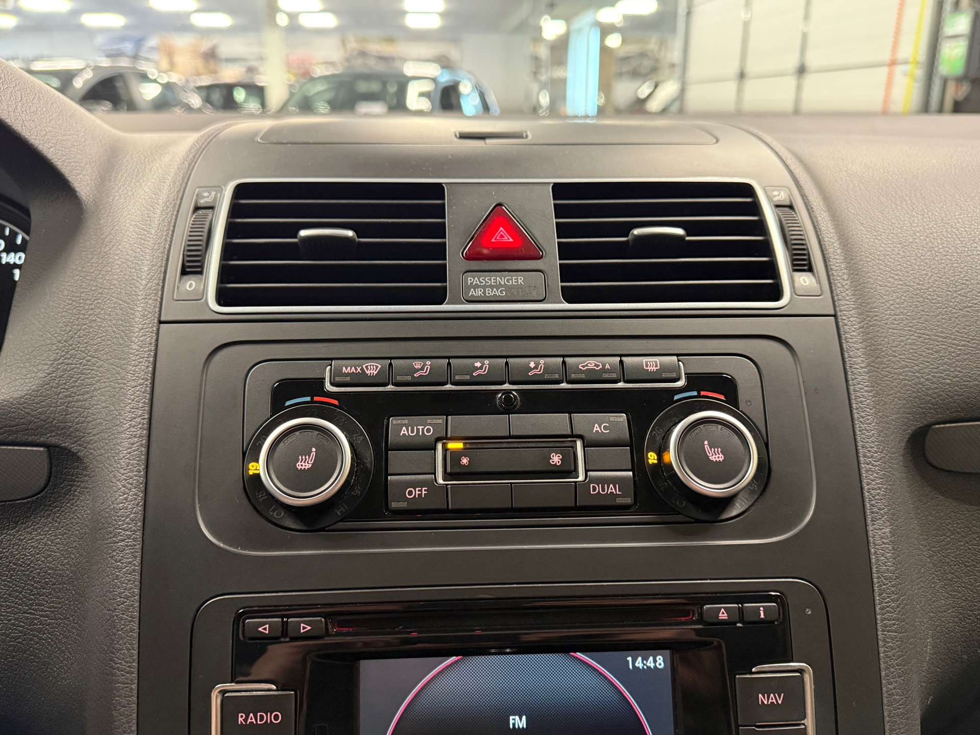 https://www.autokooy.nl//xml/images/54362778-15.JPG