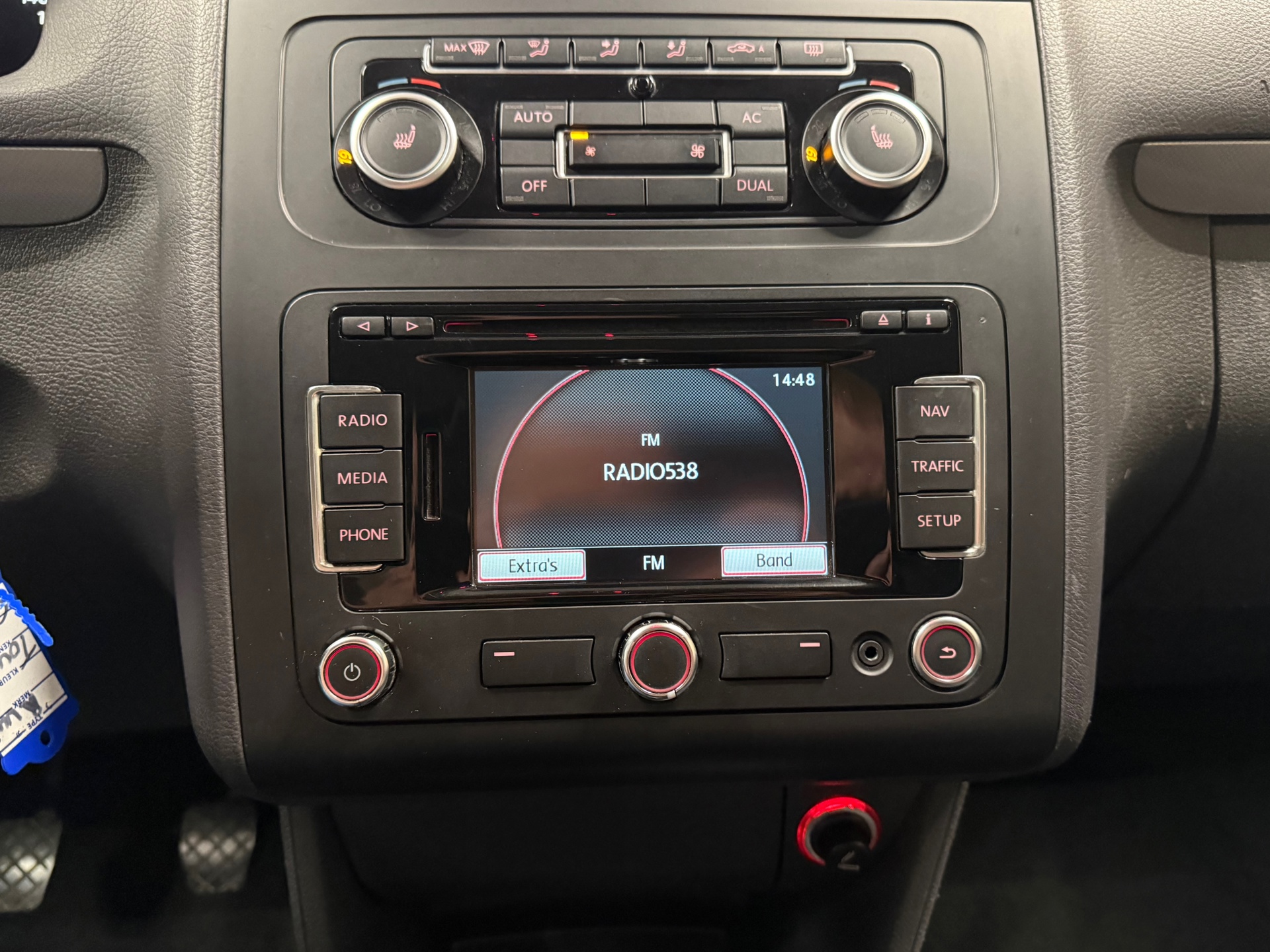 https://www.autokooy.nl//xml/images/54362778-16.JPG